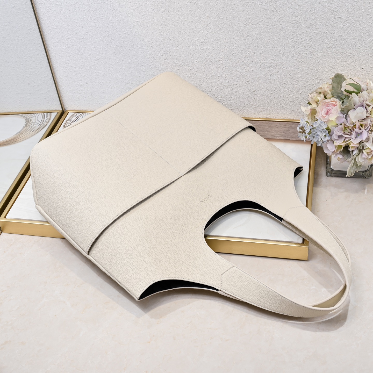 ディオール(Dior)新作 Privé トート  バッグ  39.5 x35x15cm