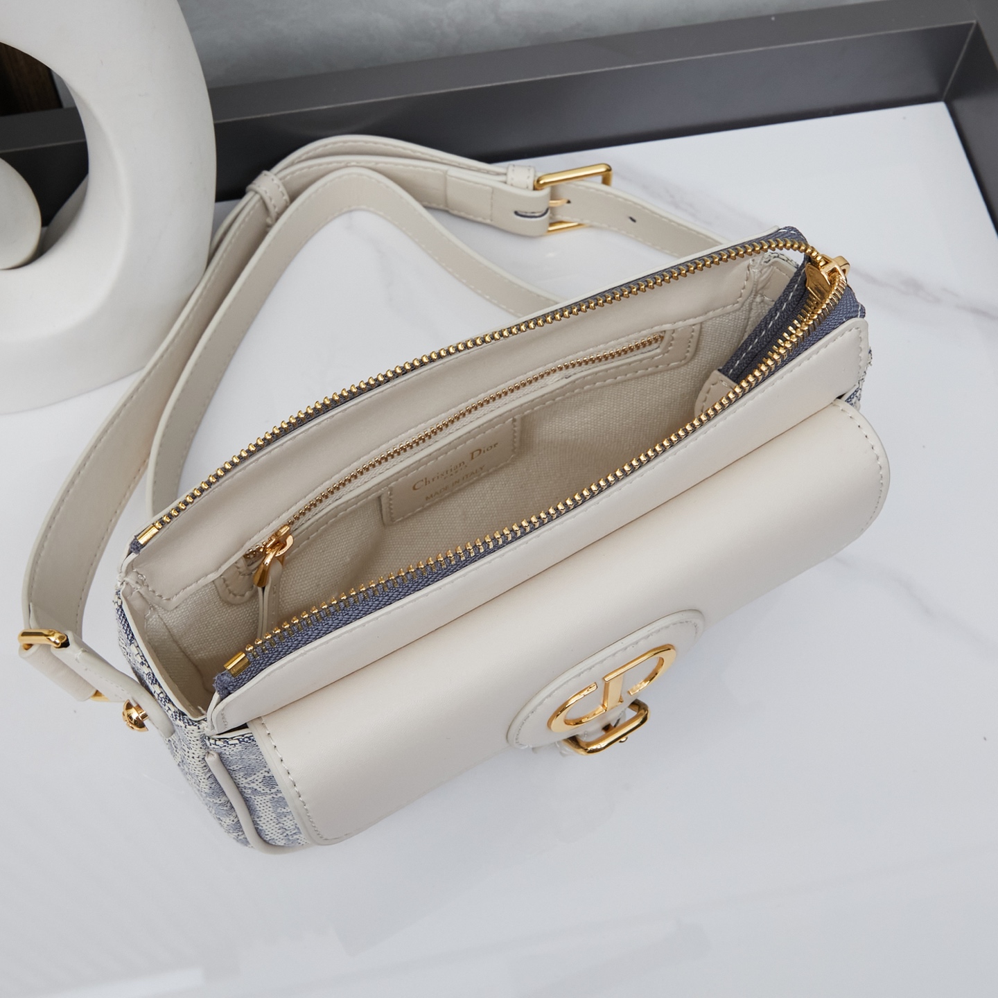 ディオール(Dior)新作 ショルダー バッグ  20 X13.5 X5.5cm