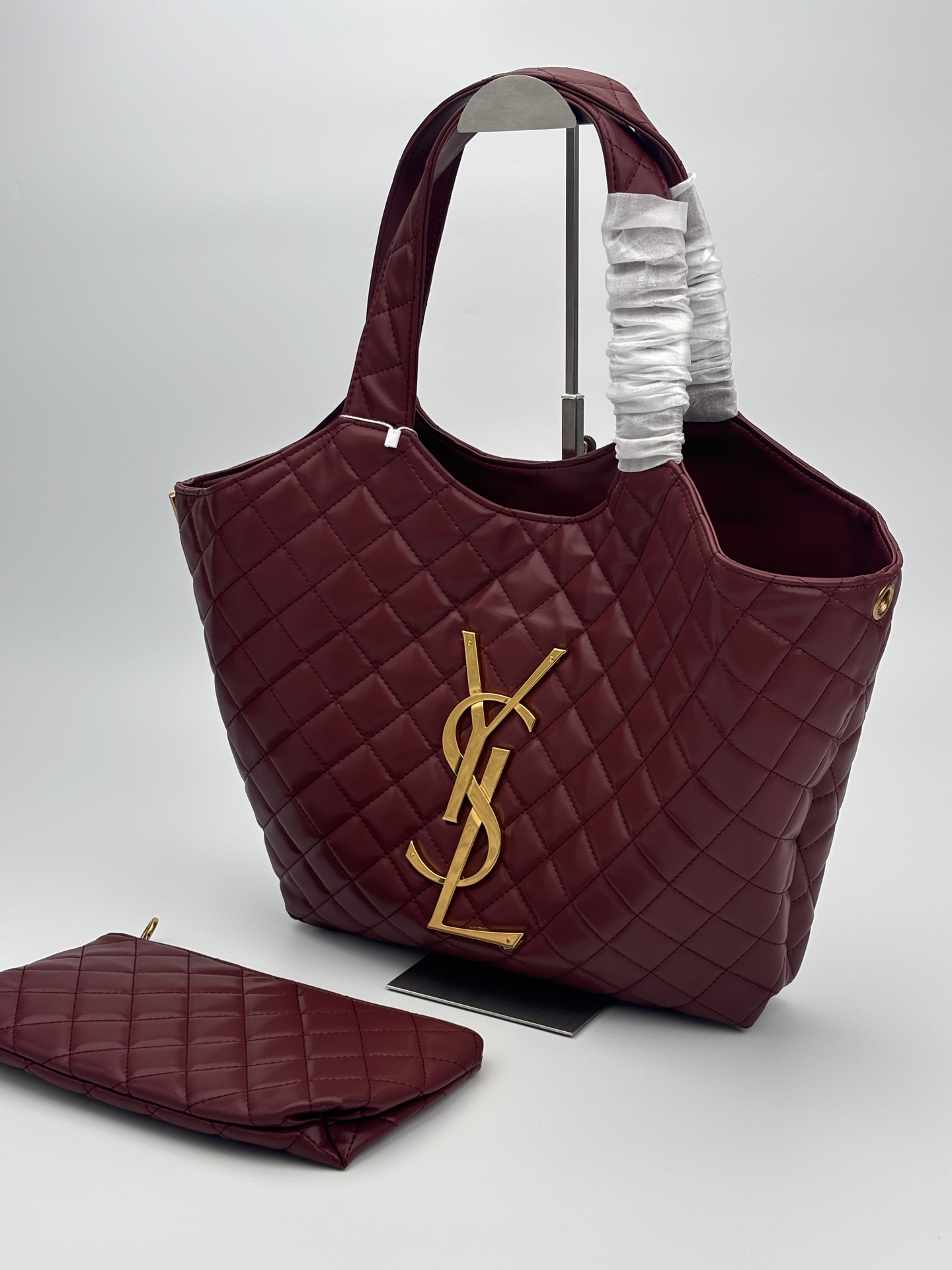 サンローラン(YSL) 新作 𝗜𝗖𝗔𝗥𝗘 バッグ 50 代 34-52x36x8cm