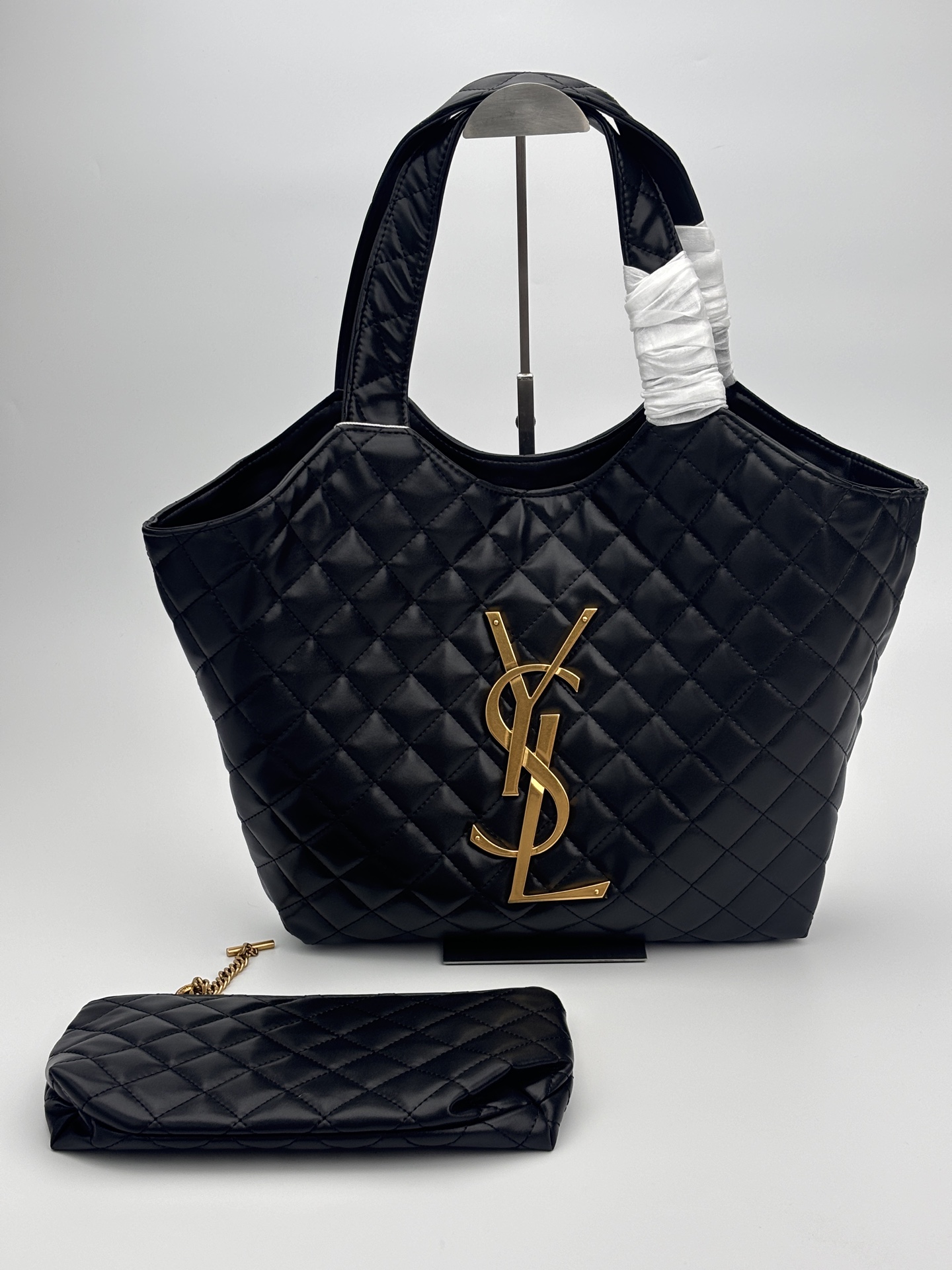 サンローラン(YSL) 新作 𝗜𝗖𝗔𝗥𝗘 バッグ 50 代 34-52x36x8cm