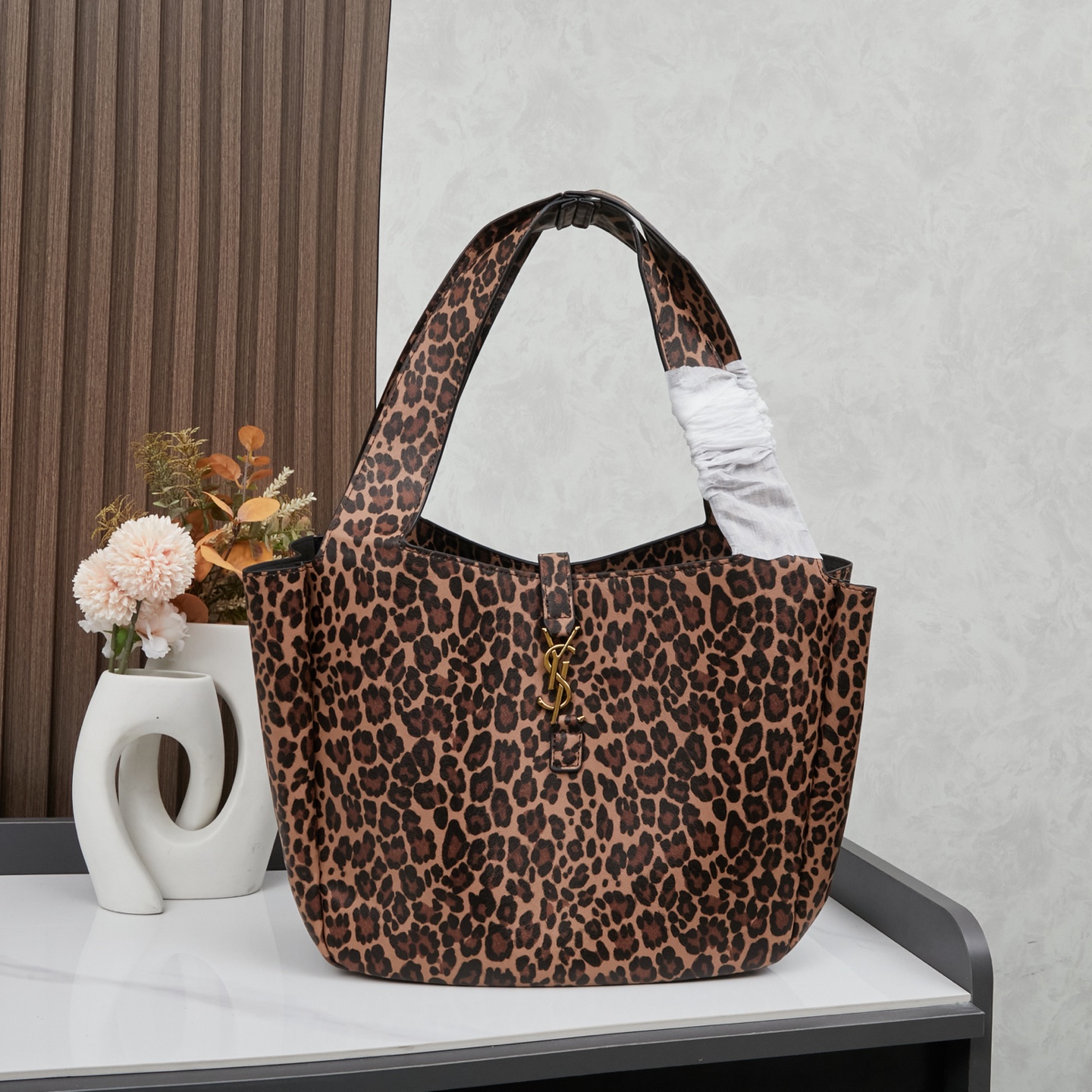 サンローラン(YSL) 新作 Le 5à7 Bea バッグ 38x27x13cm