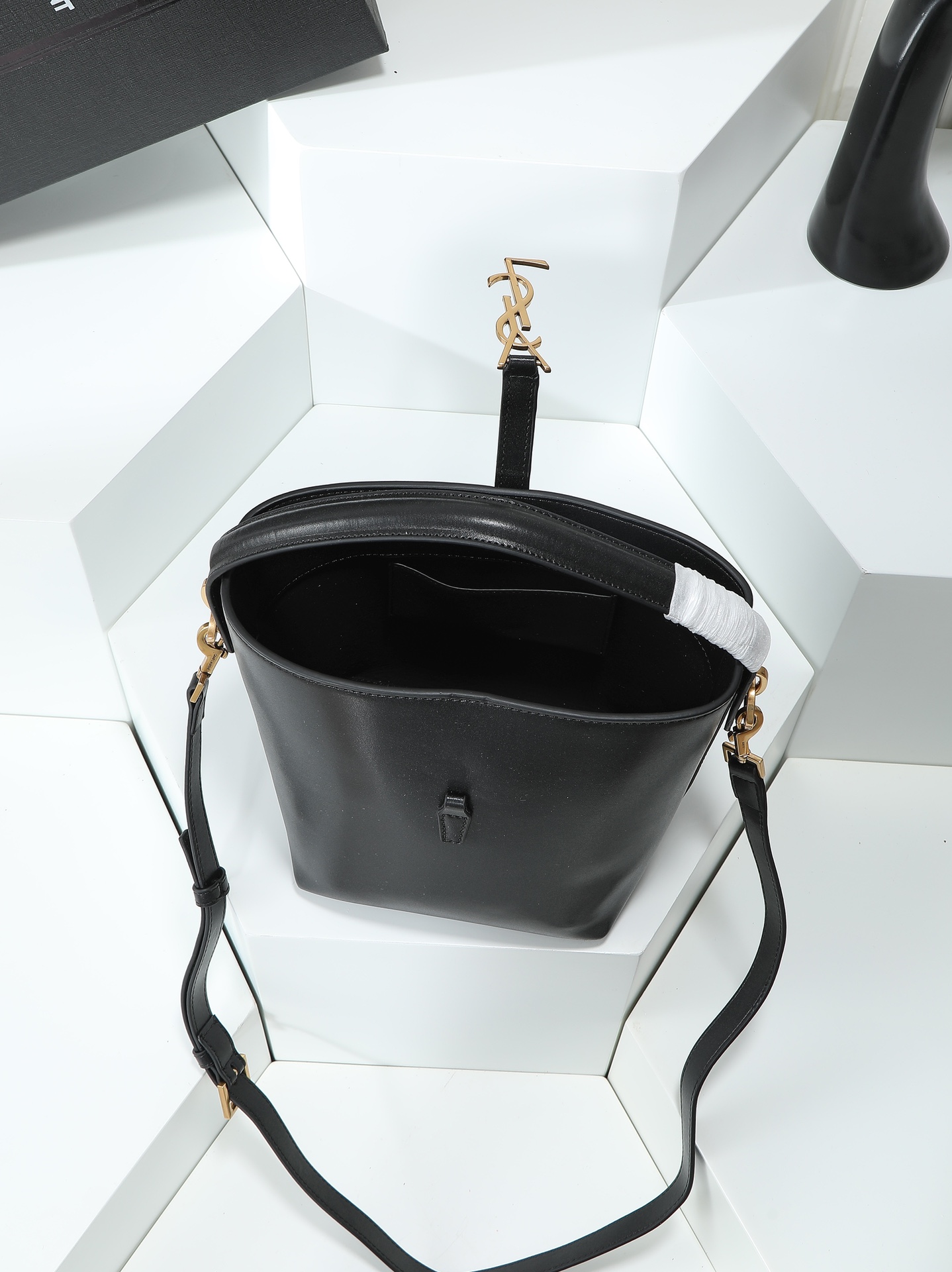 サンローラン(YSL) 人気 LE 37 バッグ 17×20×13cm