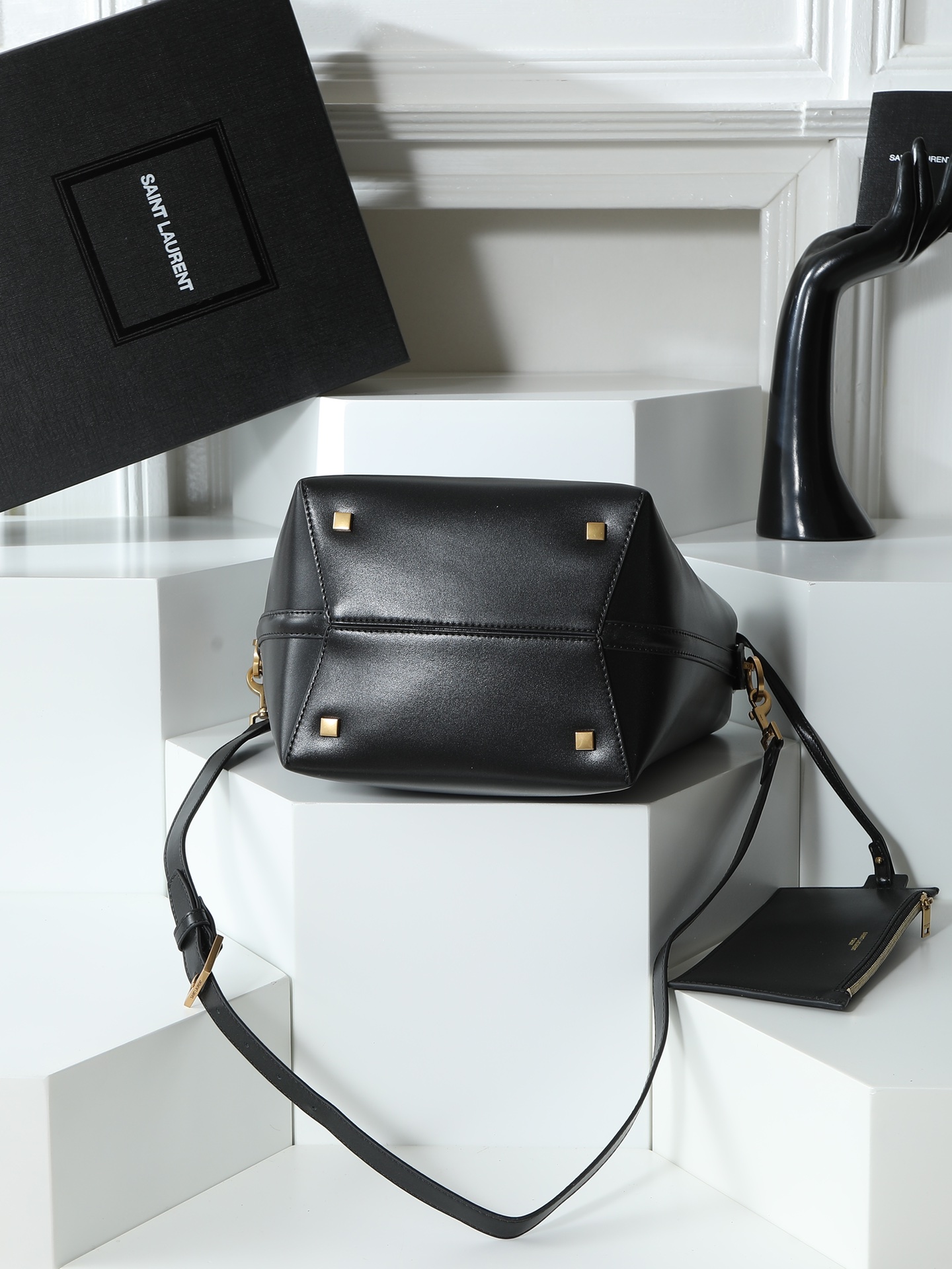 サンローラン(YSL) 新作 LE 5À7 バッグ 26×20×12cm