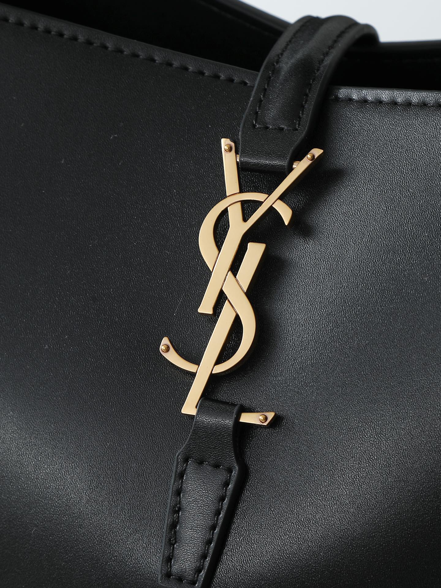 サンローラン(YSL) 新作 LE 5À7 バッグ 26×20×12cm