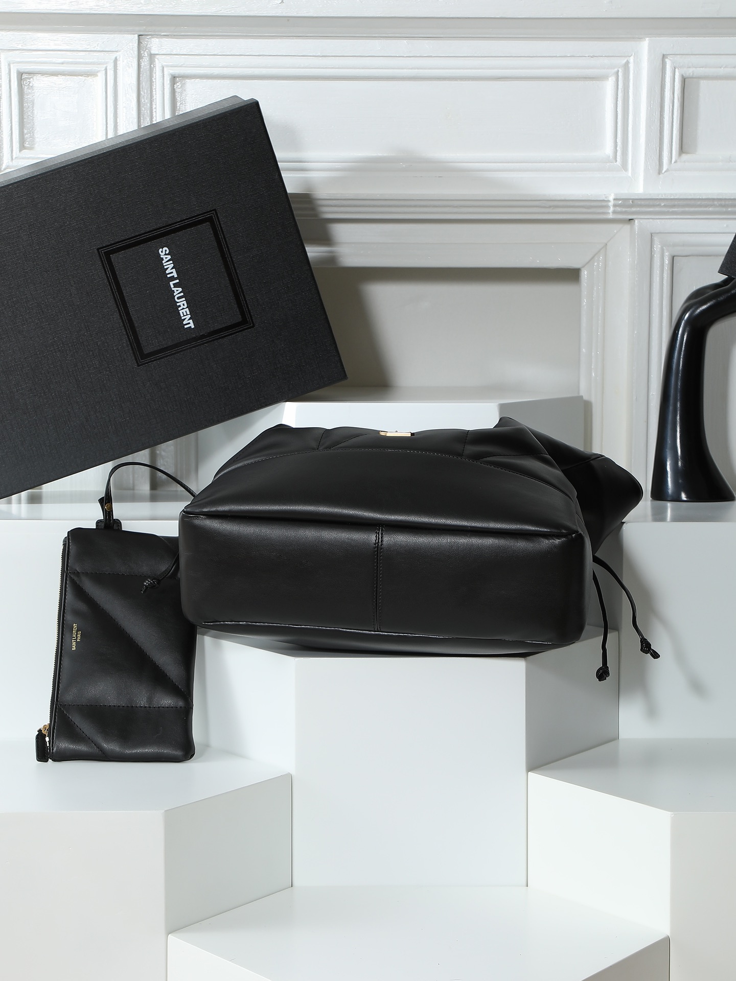 サンローラン(YSL) Jamie 4.3 Large POCHON バッグ 27×34×3cm