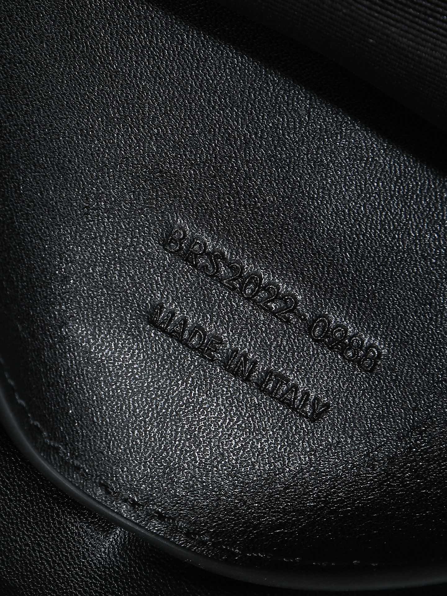 サンローラン(YSL) Jamie 4.3 バッグ 43×29×9cm