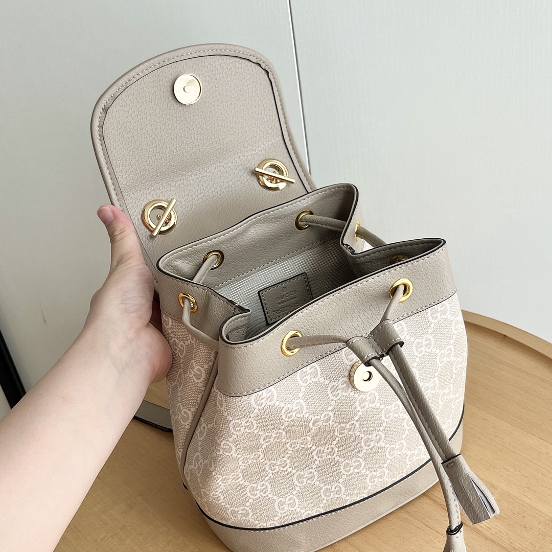 グッチ(GUCCI) GG  巾着 バッグ 20.5X19.5X12cm