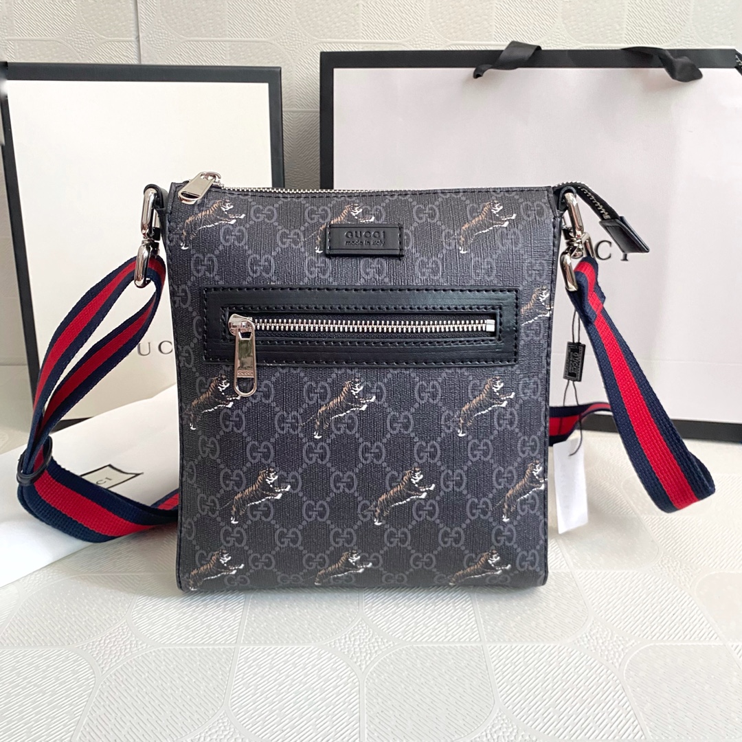グッチ(GUCCI) GG  斜 めがけ バッグ 21X22.5X4.5cm