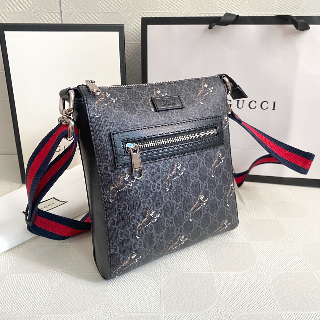 グッチ(GUCCI) GG  斜 めがけ バッグ 21X22.5X4.5cm