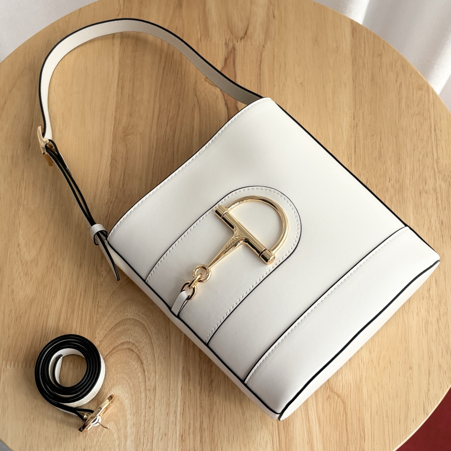 グッチ(GUCCI) GG ハンドル バッグ 18.5x20x8.5cm