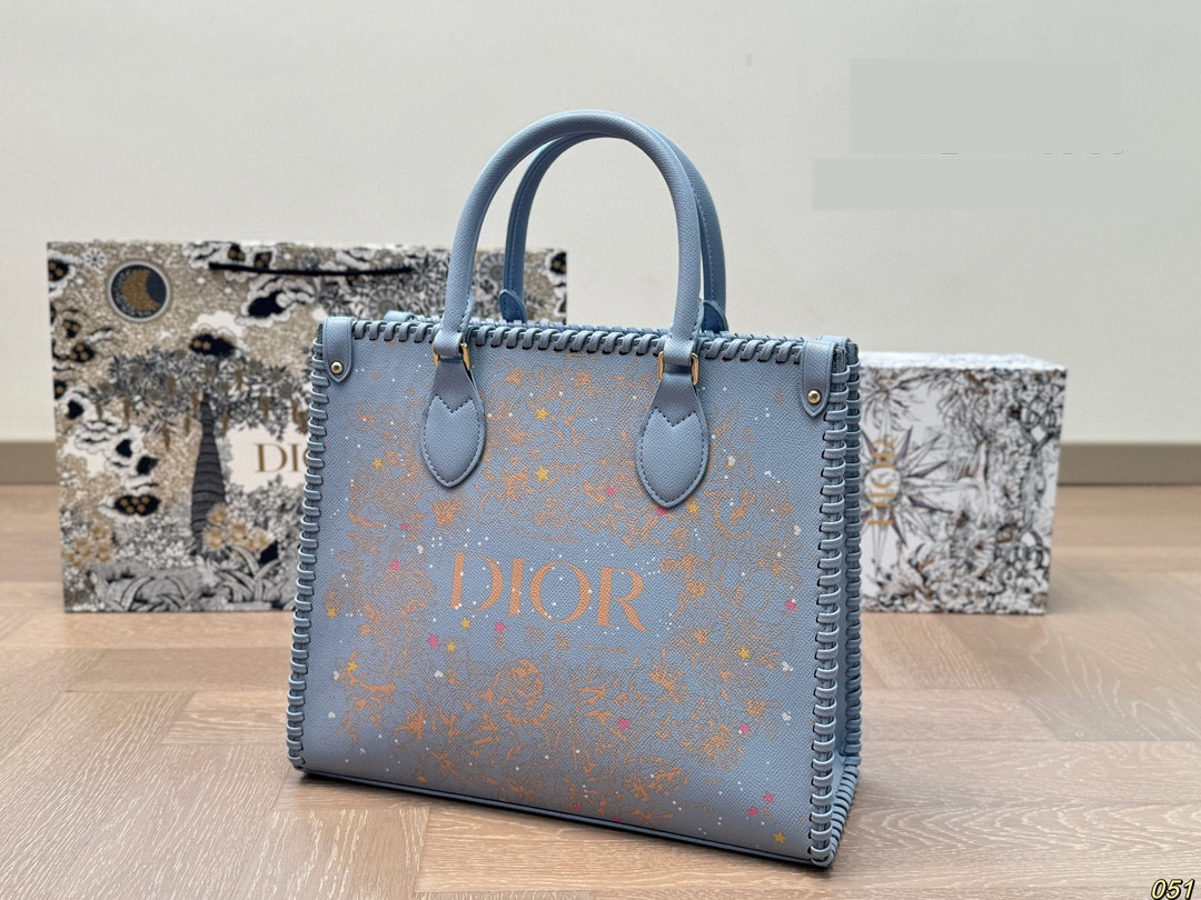 ディオール(Dior)  バッグ  32X28cm