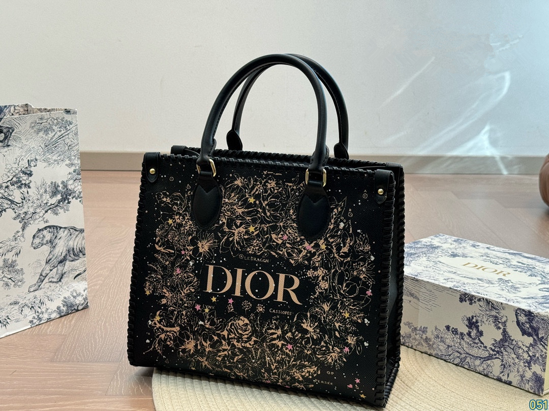 ディオール(Dior)  バッグ  32X28cm
