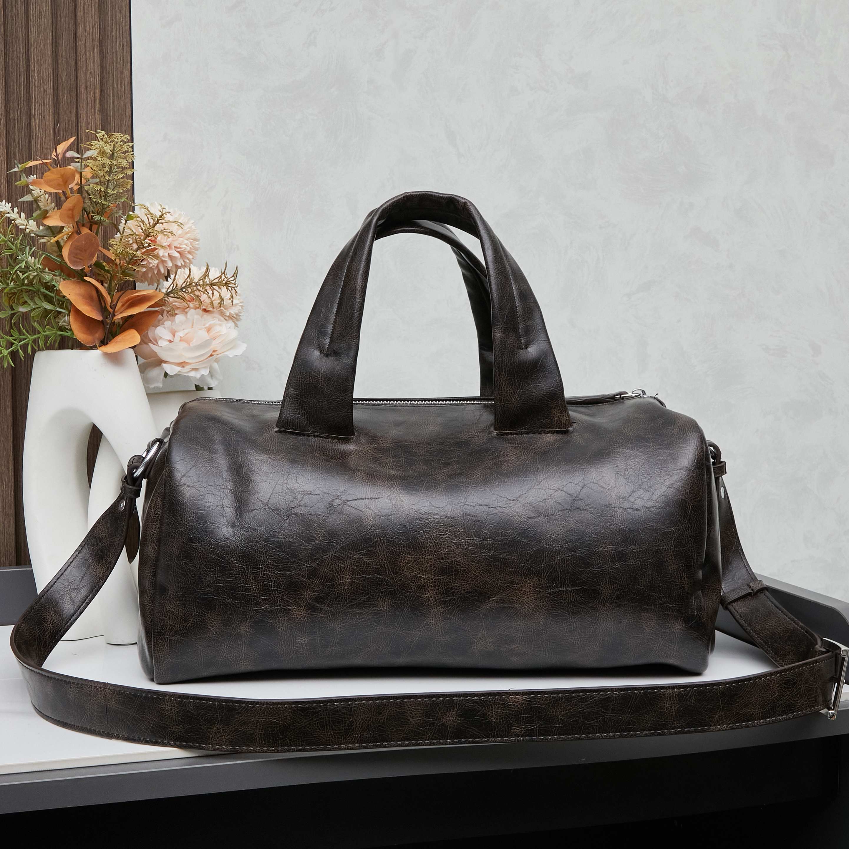 PRADA(プラダ)  肩掛け バッグ ブラウン 36x16x16cm