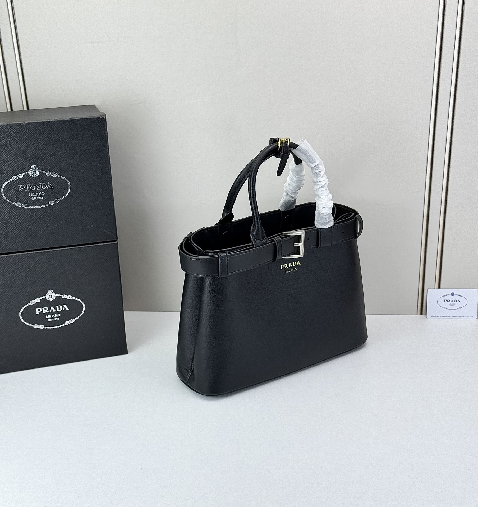 PRADA(プラダ)  新作 手提げ バッグ 33x23x11cm