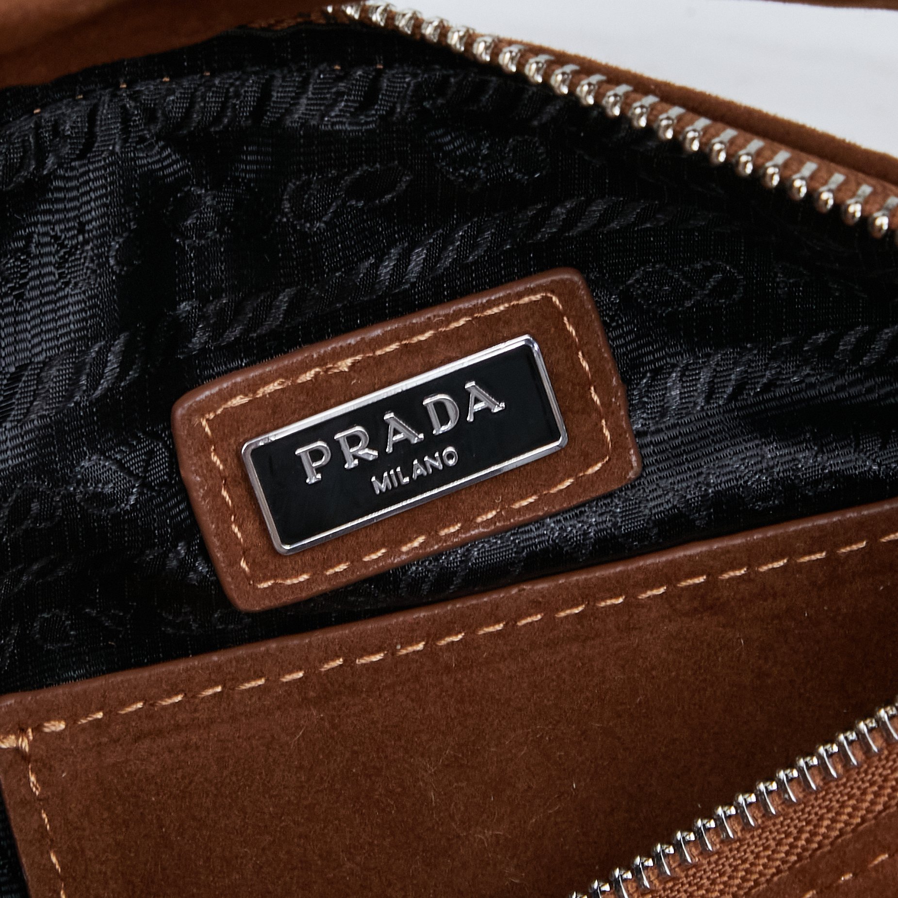 PRADA(プラダ)  肩掛け バッグ ダチョウ 25x12x12cm