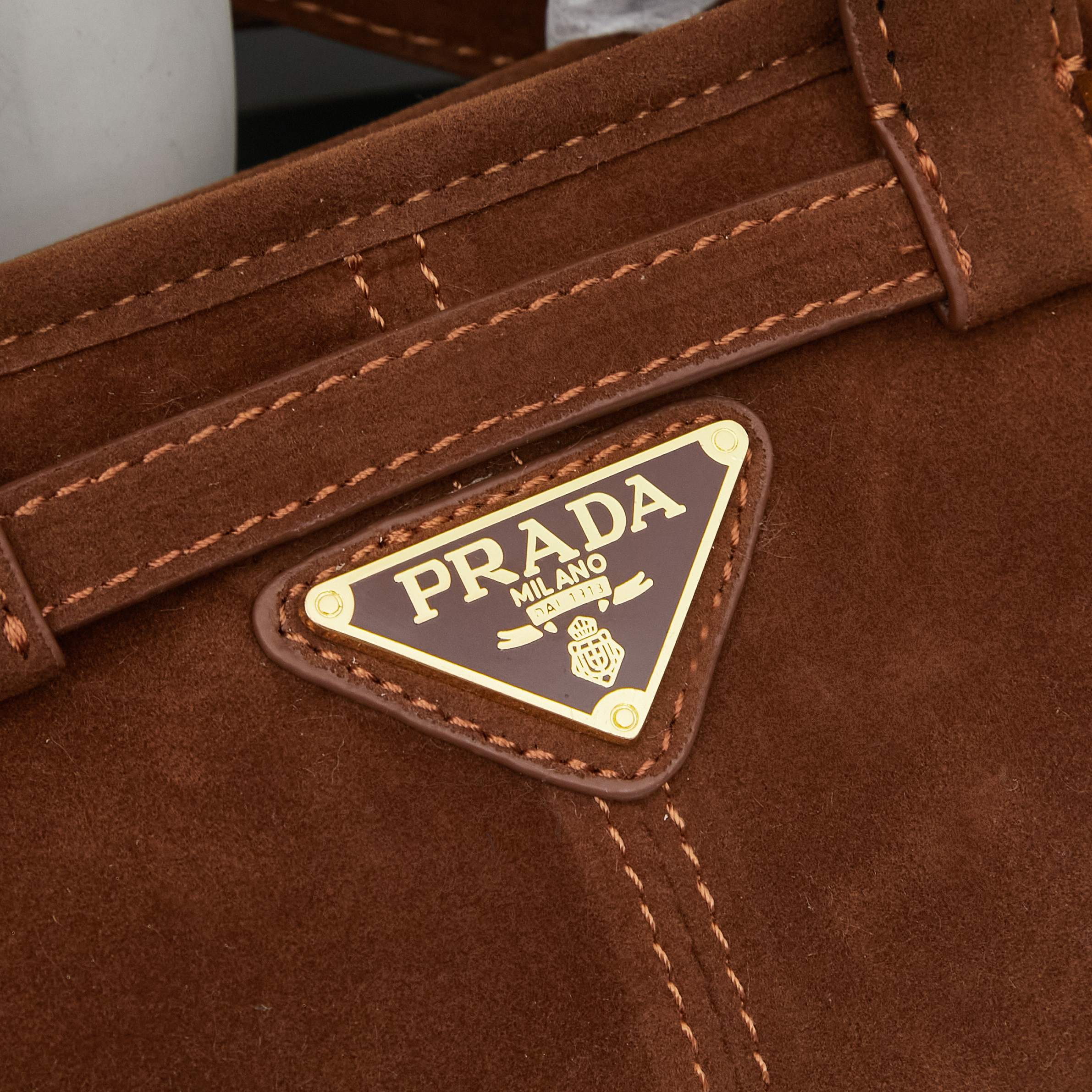 PRADA(プラダ)  肩掛け バッグ 24x13x8cm