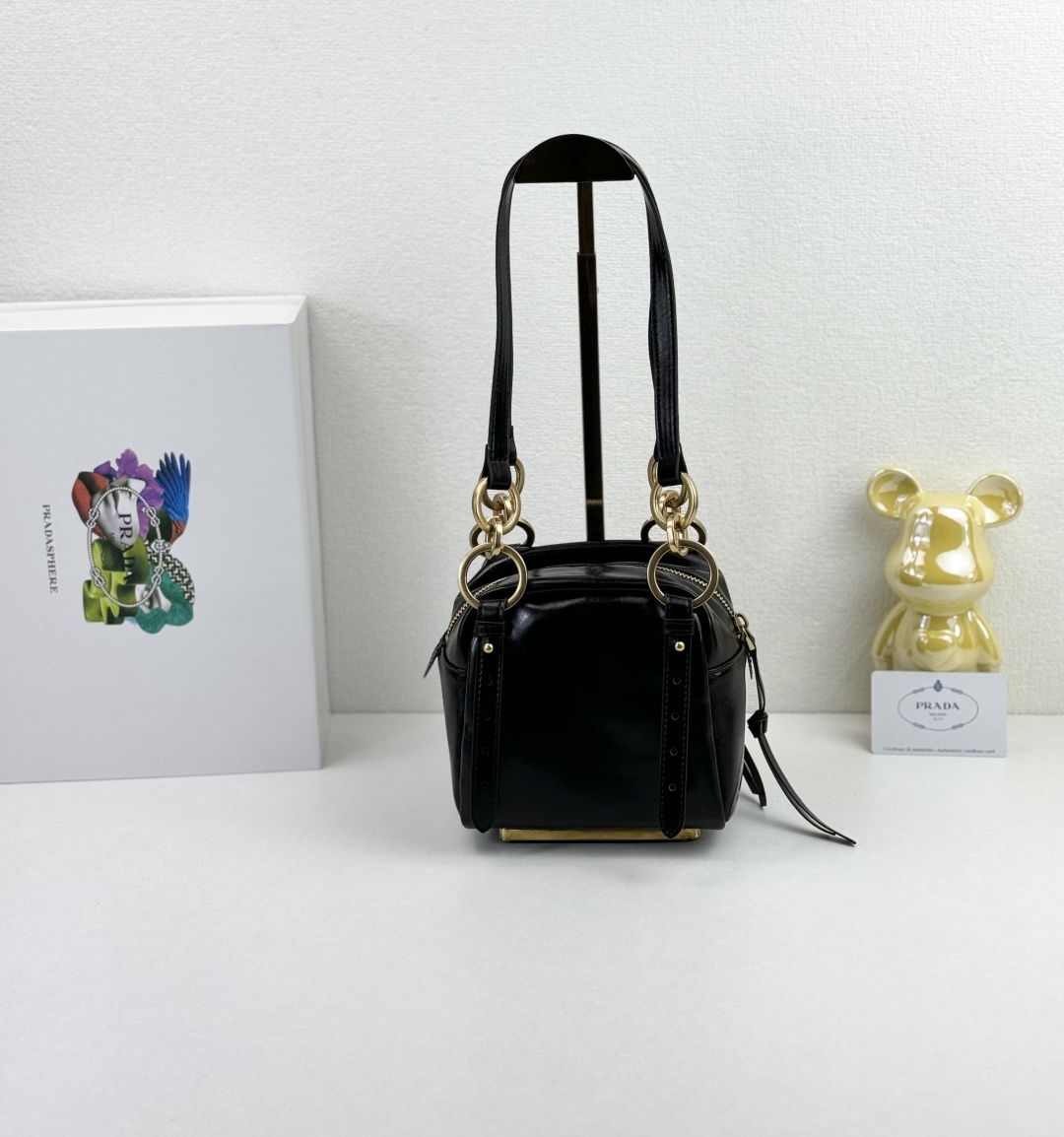 PRADA(プラダ)  肩掛け バッグ 15x15cm