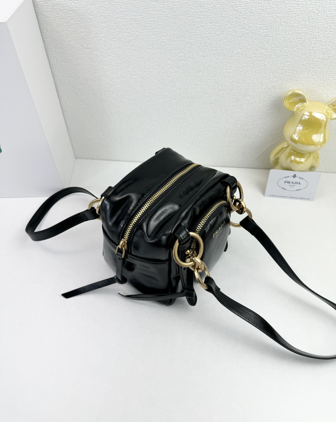 PRADA(プラダ)  肩掛け バッグ 15x15cm