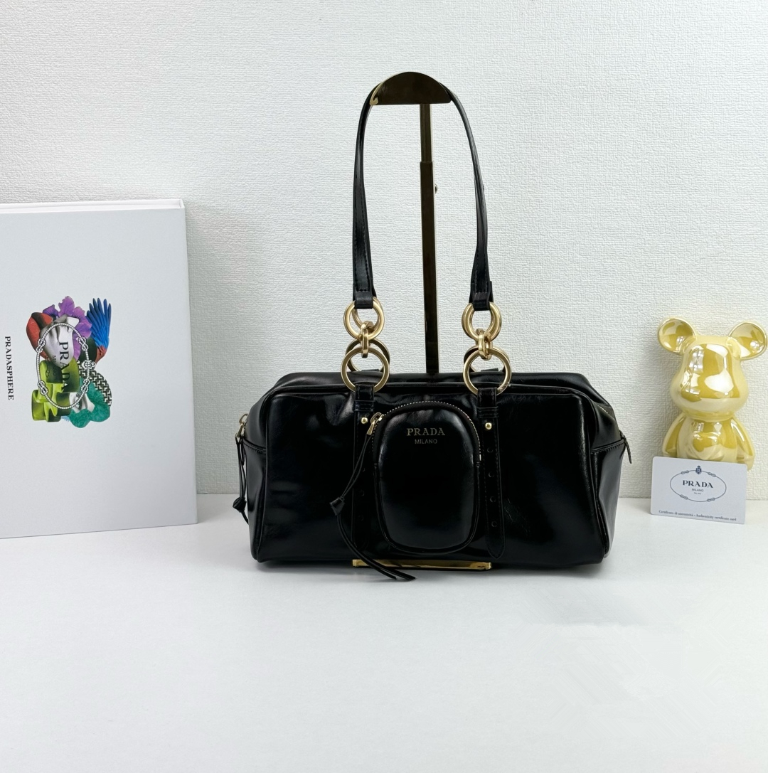 PRADA(プラダ)  肩掛け バッグ 30x14cm