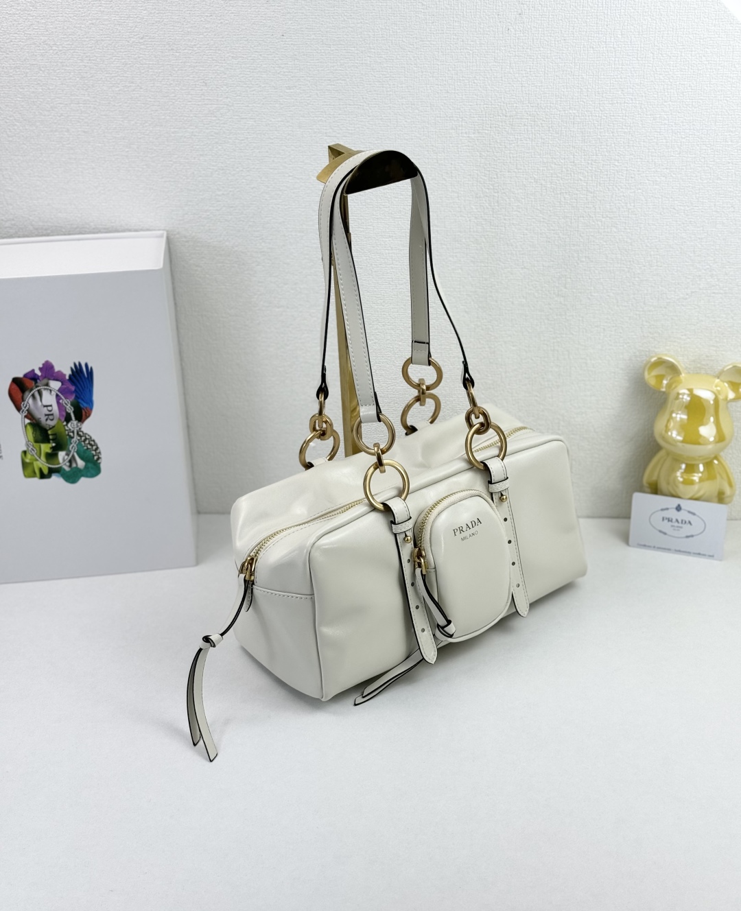 PRADA(プラダ)  肩掛け バッグ 30x14cm