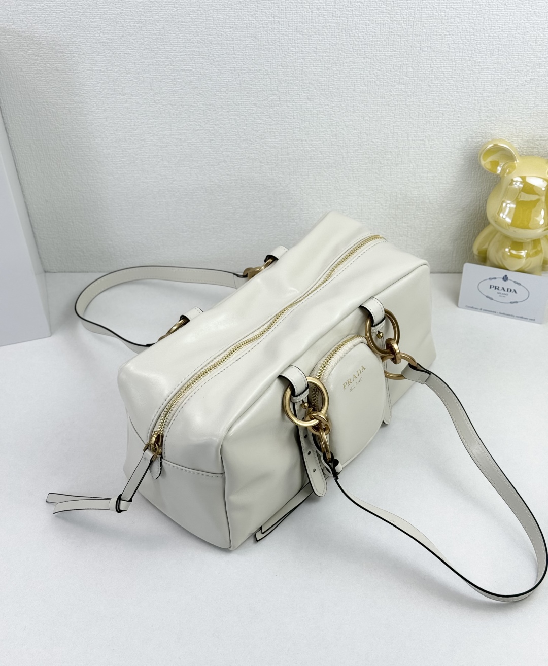 PRADA(プラダ)  肩掛け バッグ 30x14cm