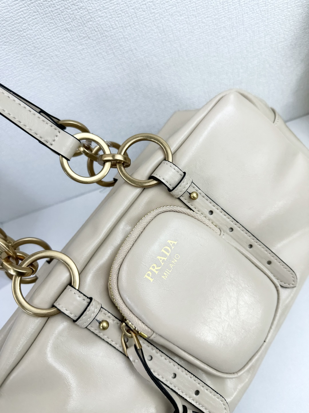 PRADA(プラダ)  肩掛け バッグ 30x14cm