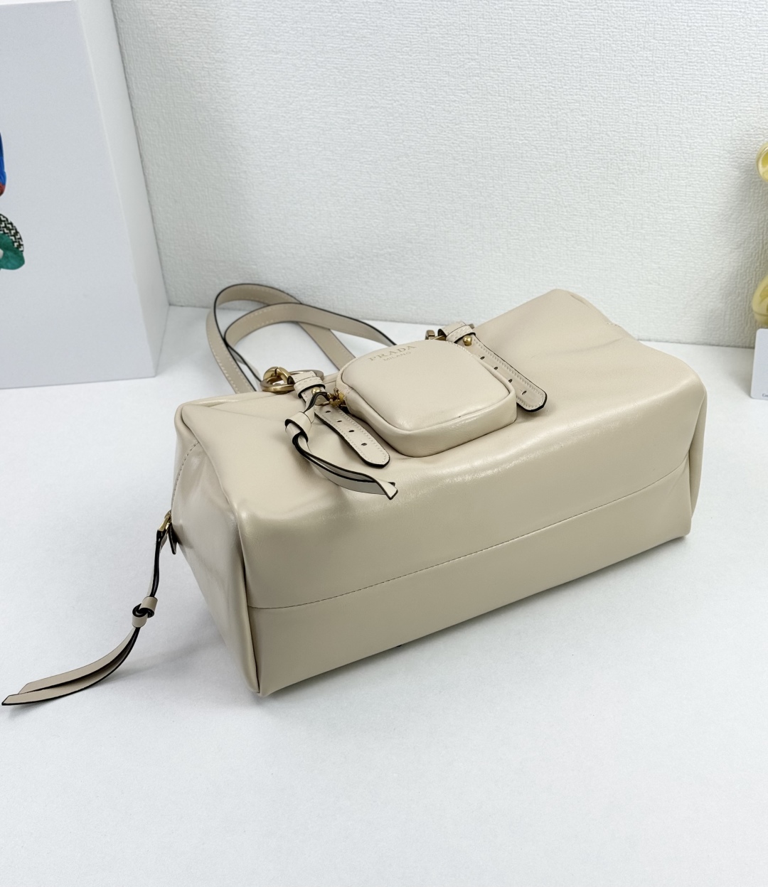 PRADA(プラダ)  肩掛け バッグ 30x14cm