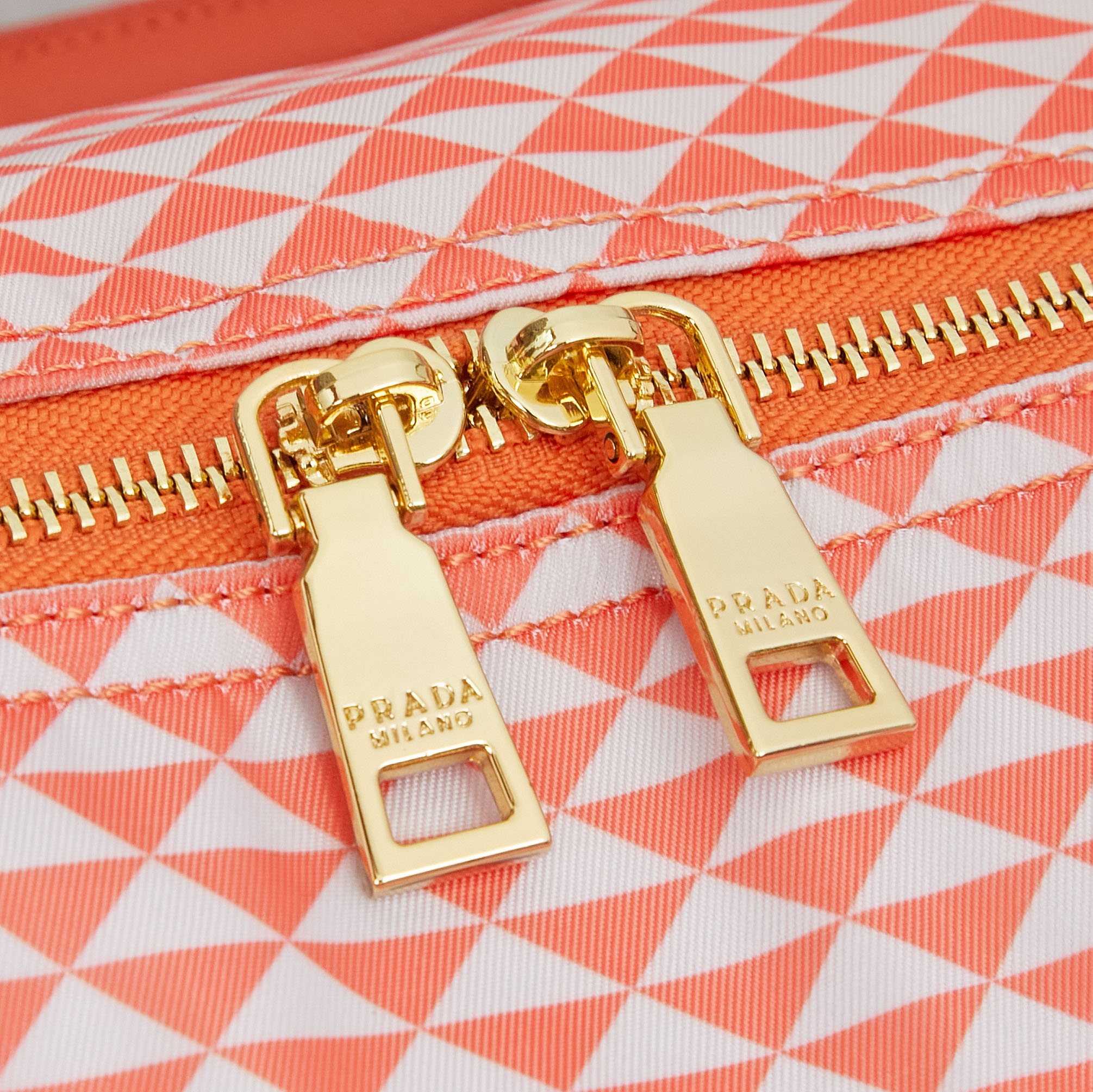 PRADA(プラダ)  新作 旅行 バッグ 45x30x14cm