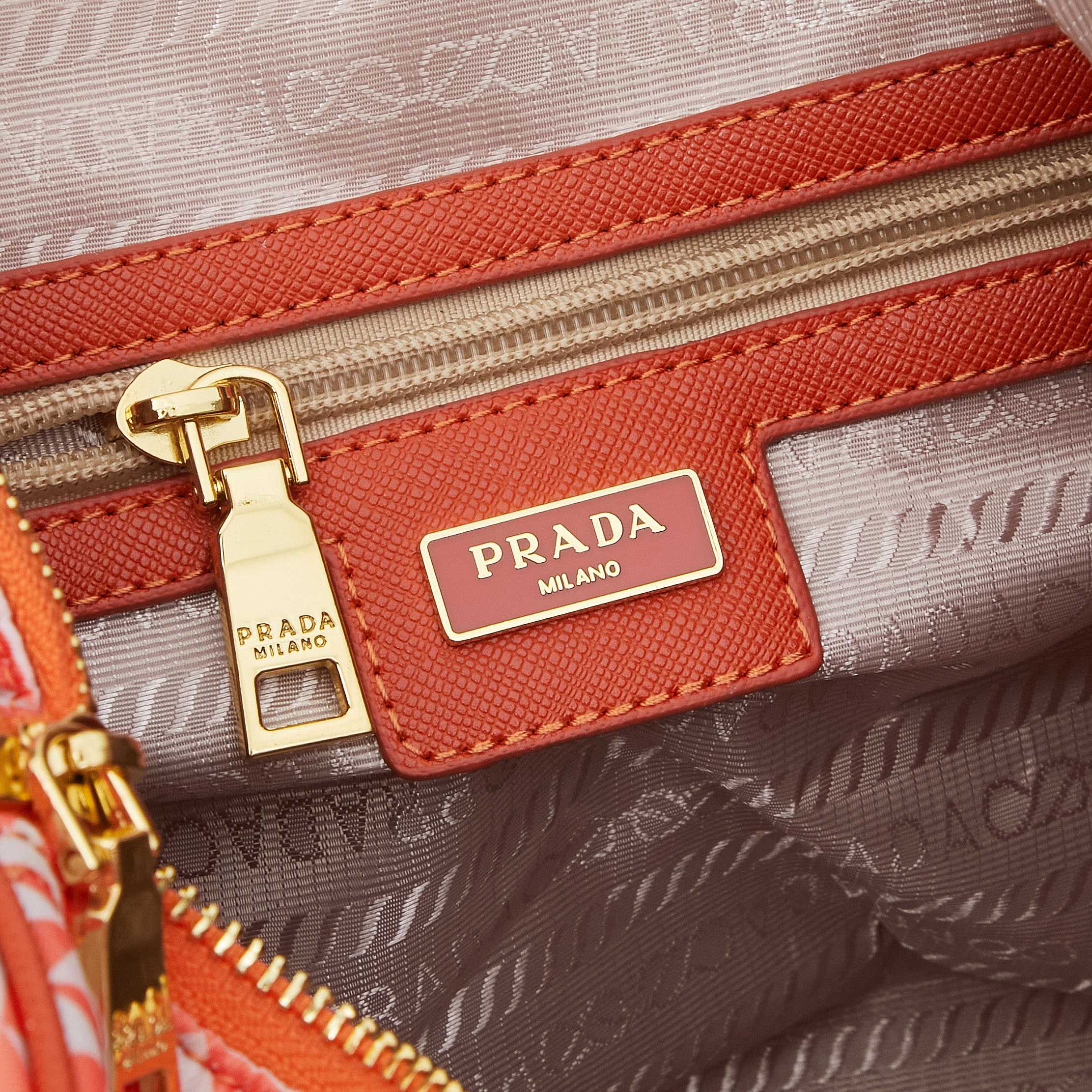 PRADA(プラダ)  新作 旅行 バッグ 45x30x14cm