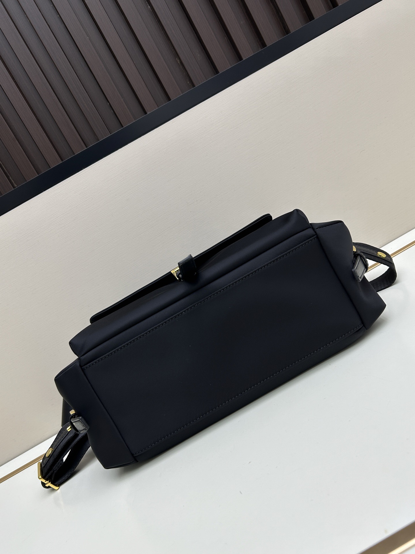 PRADA(プラダ)  肩掛け バッグ ナイロン 30x14x10cm
