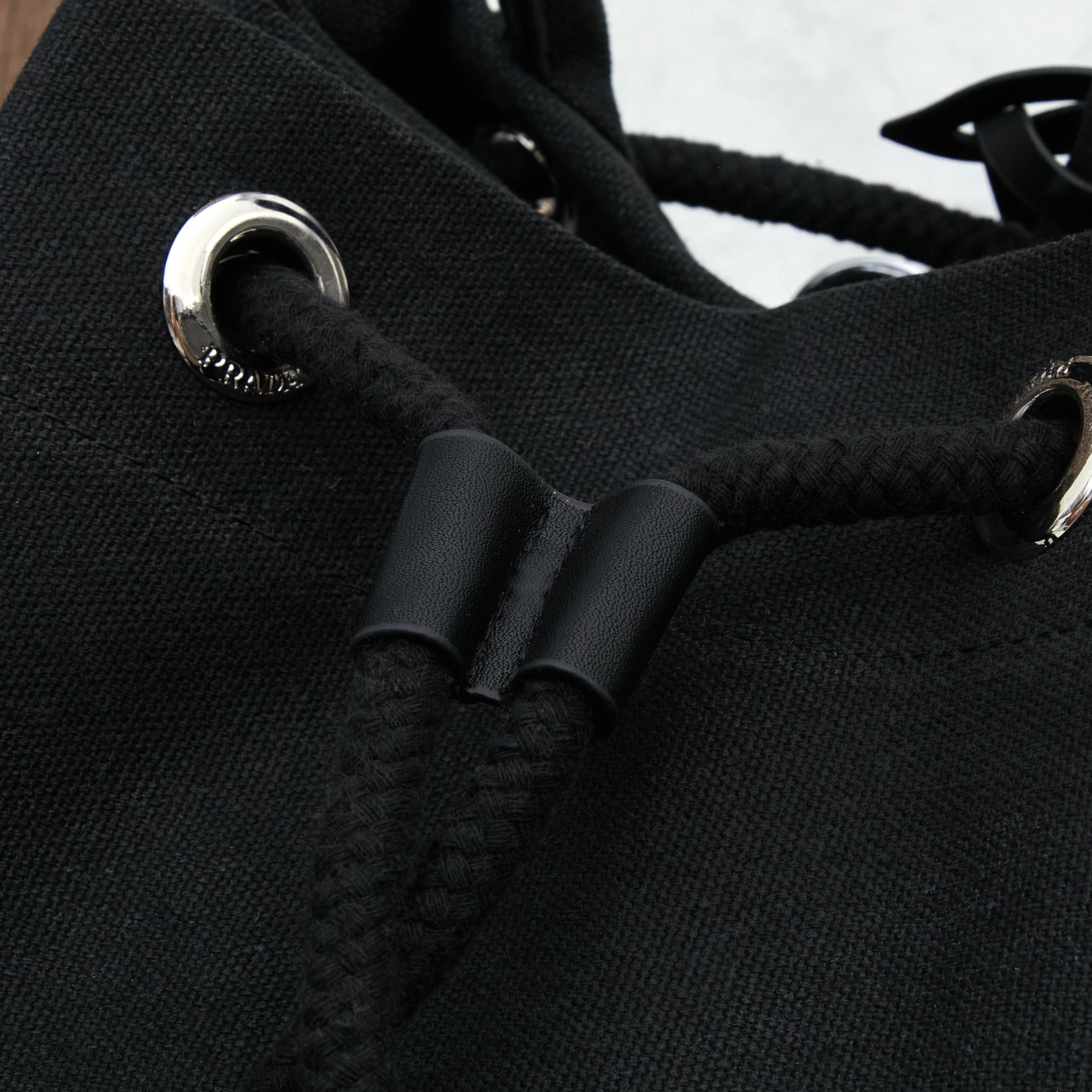 PRADA(プラダ)  巾着 バッグ 48-32x52x32cm