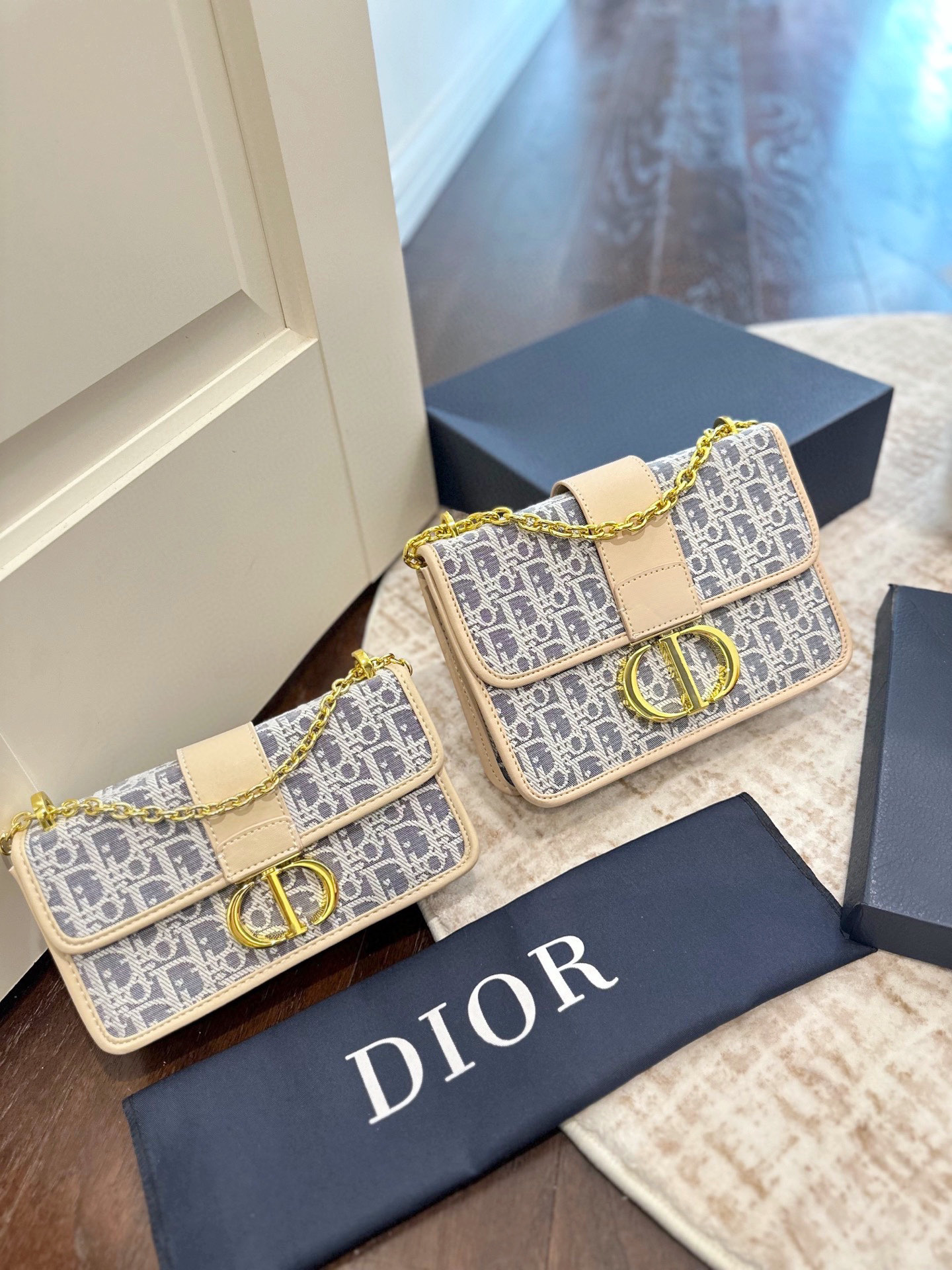 ディオール(Dior)  CD 新作 バッグ 21cm 23cm