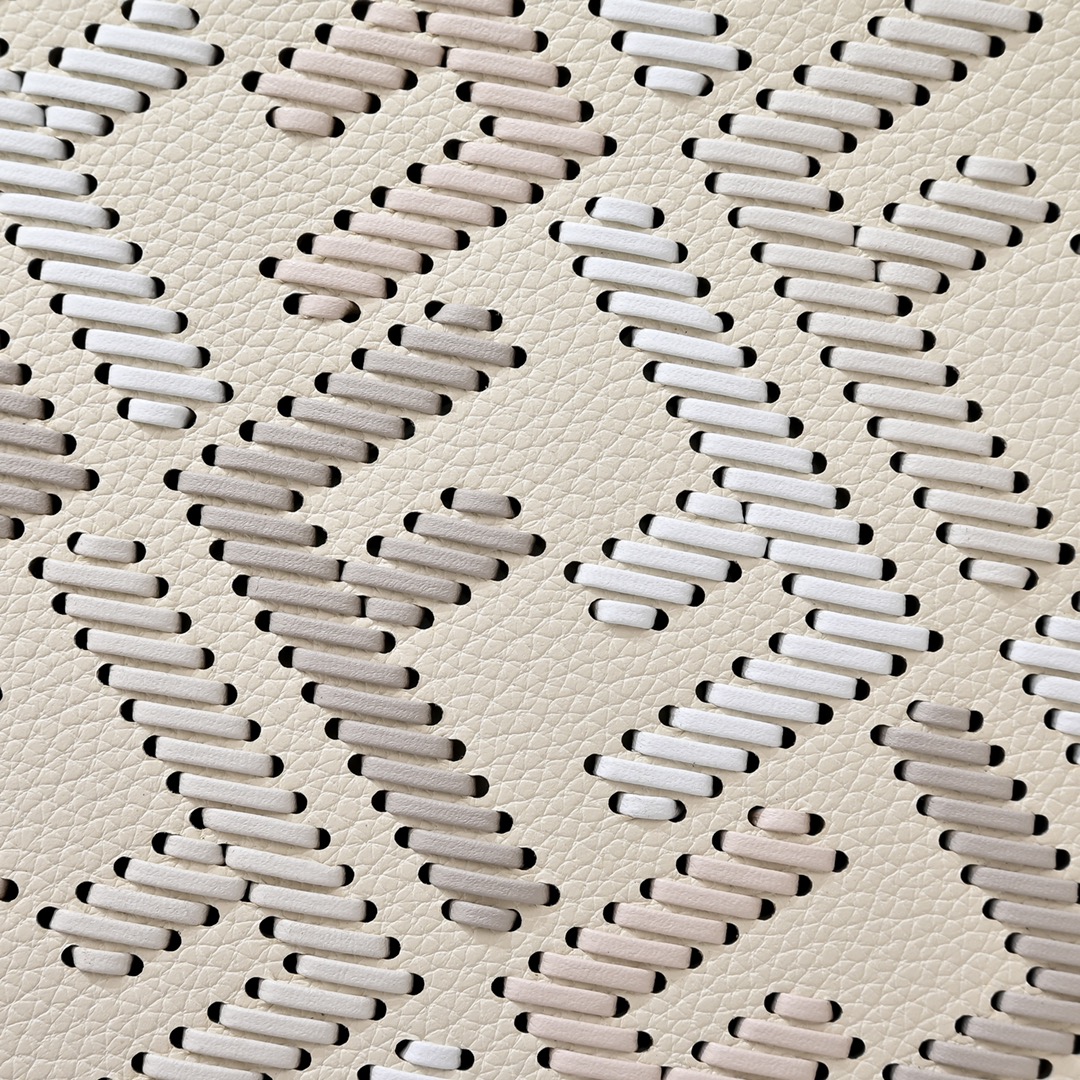 Fendi(フェンディ) トート バッグ 27x15X6cm