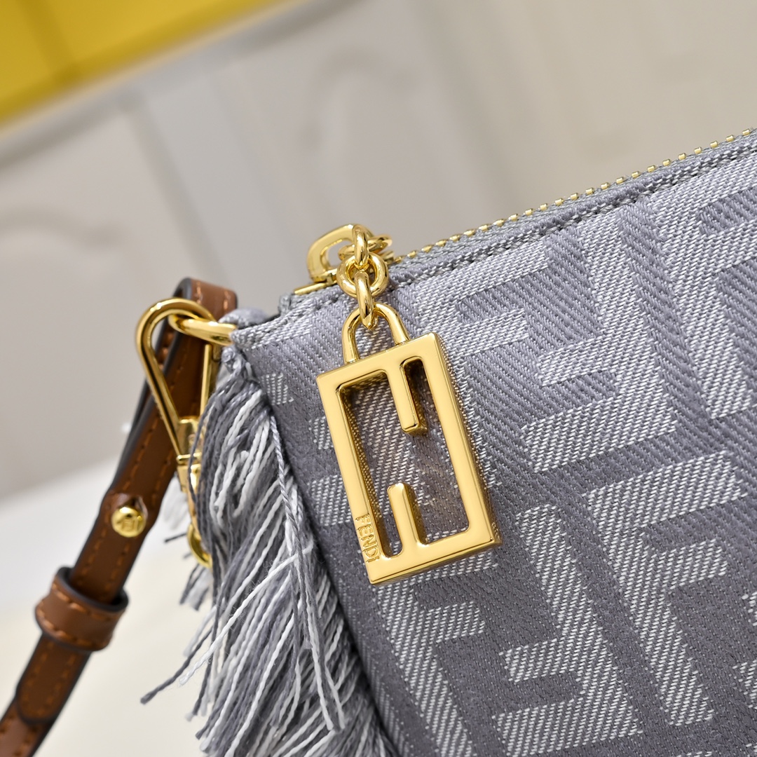 Fendi(フェンディ) ショルダー バッグ デニム 20x3X12cm