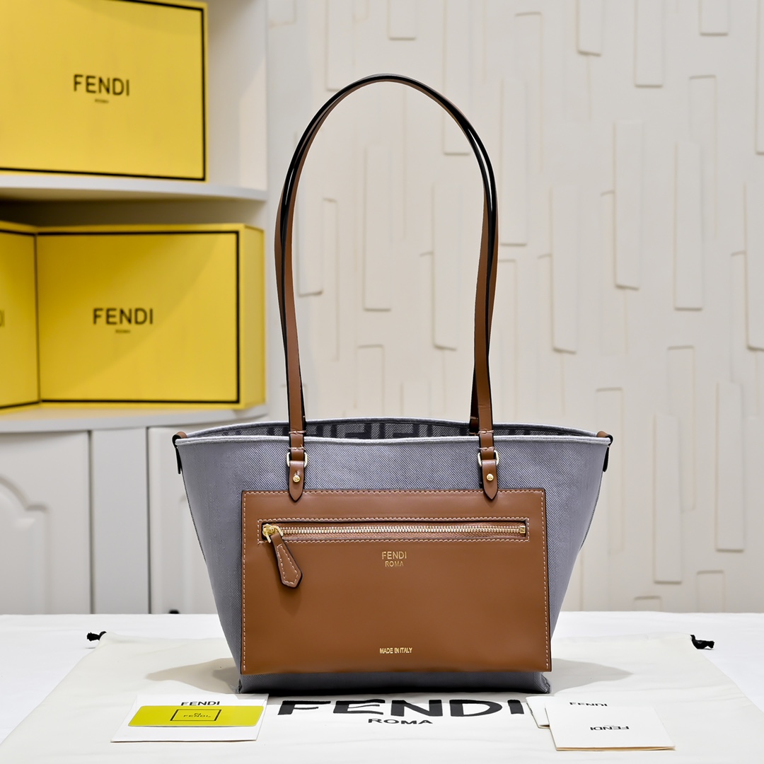 Fendi(フェンディ) トート バッグ 23x19cm