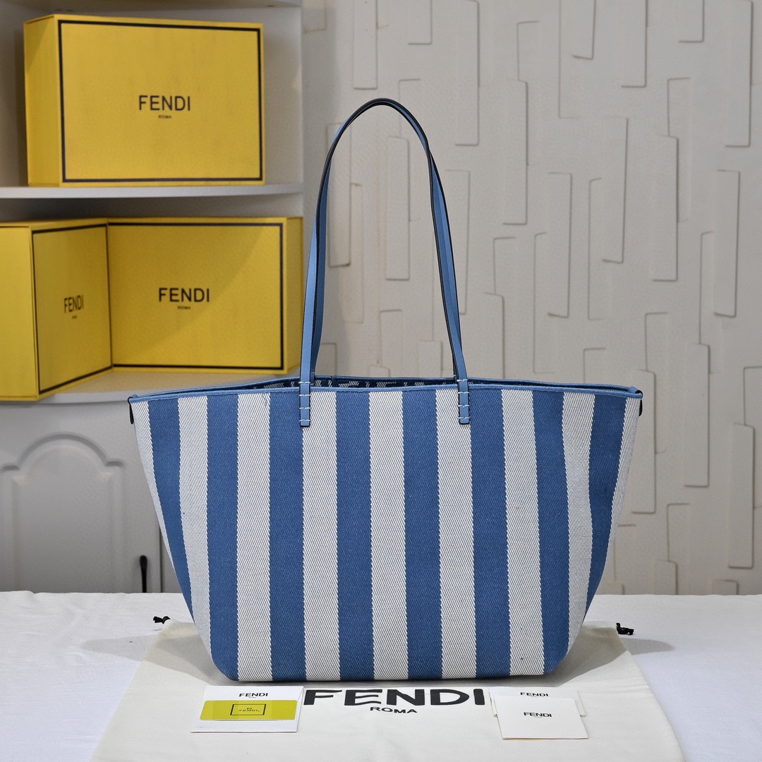 Fendi(フェンディ) トート バッグ 33x22x30cm