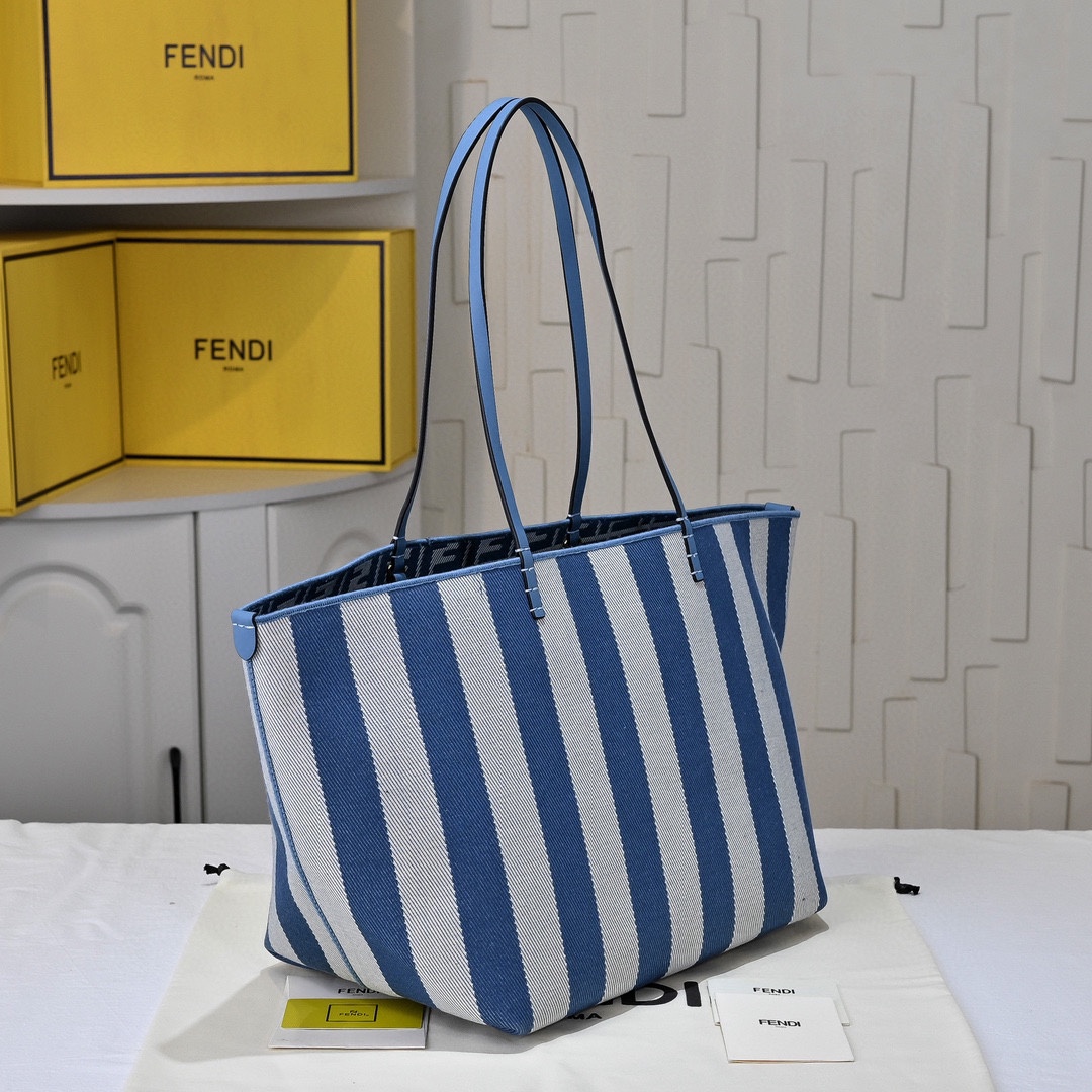 Fendi(フェンディ) トート バッグ 33x22x30cm
