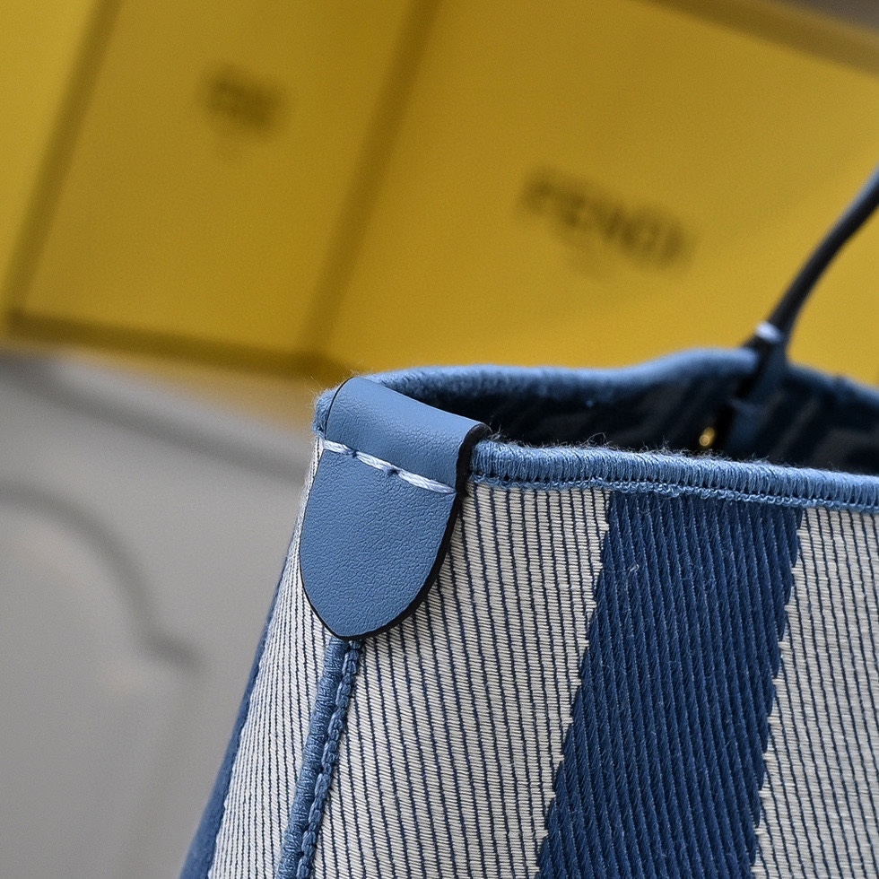 Fendi(フェンディ) トート バッグ 33x22x30cm