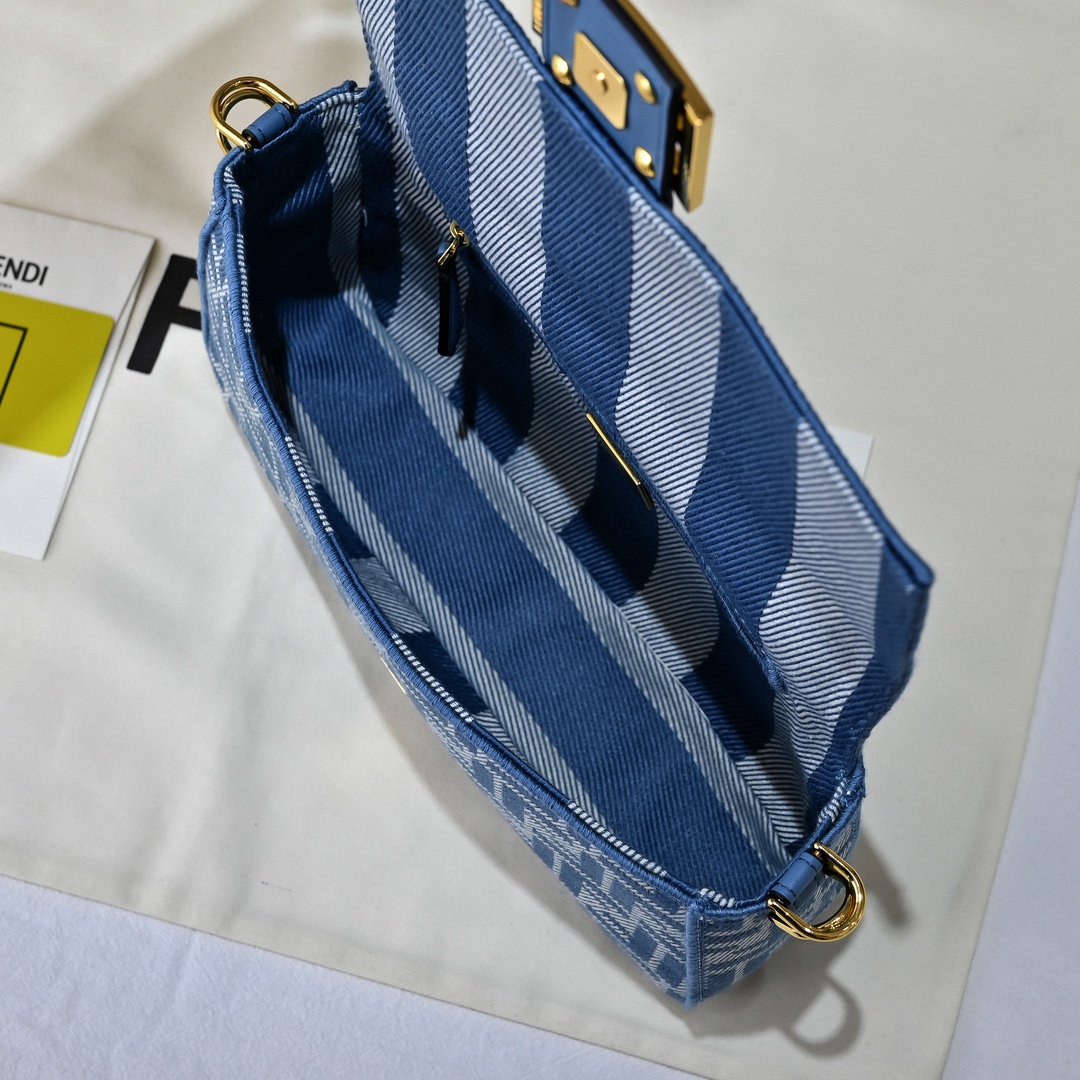 Fendi(フェンディ) トート バッグ 27x6x15cm