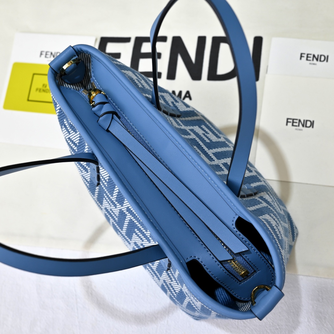Fendi(フェンディ) かご バッグ 23x19.5x15cm