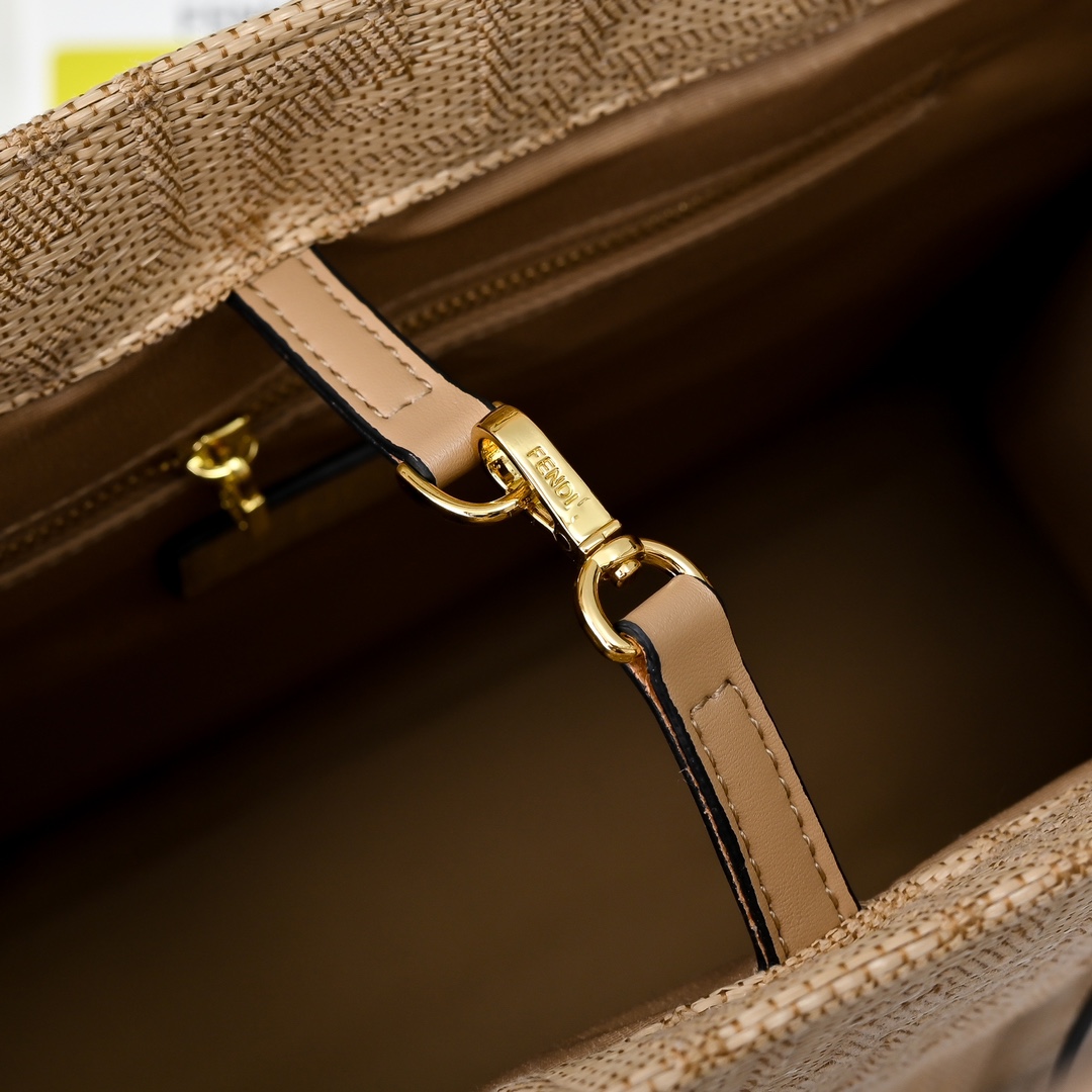 Fendi(フェンディ) トート バッグ 36x29cm