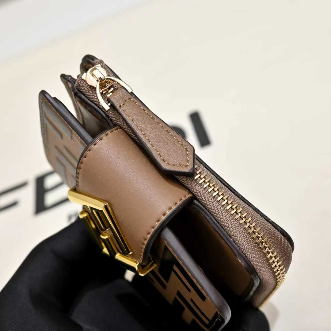 Fendi(フェンディ) FF Diamonds 財布 レディース 10X4X8cm