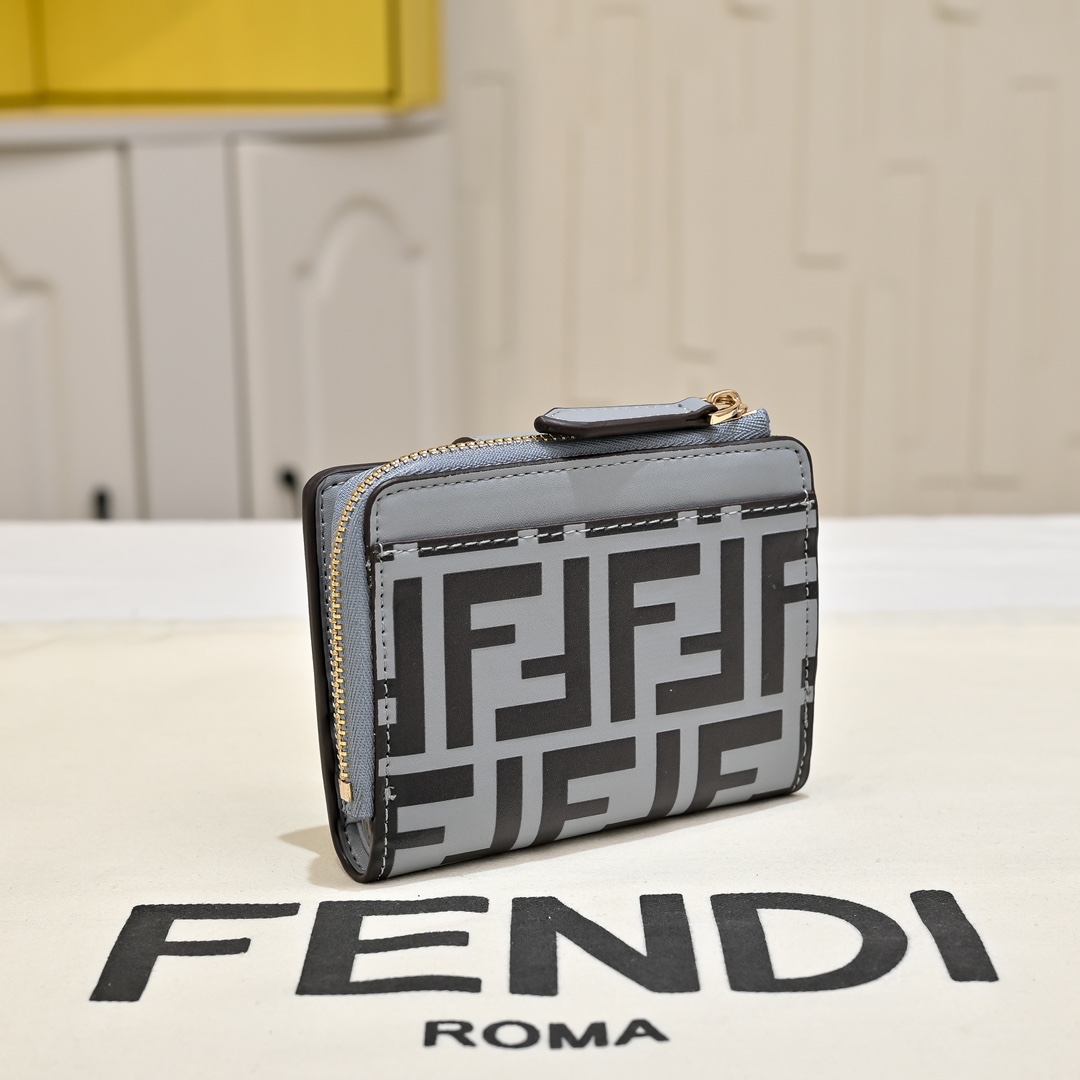 Fendi(フェンディ) FF Diamonds 財布 レディース 10X4X8cm