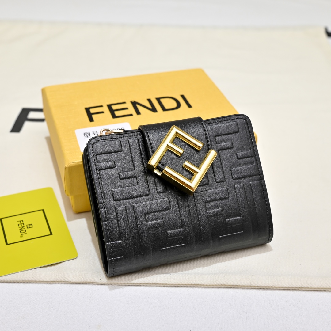 Fendi(フェンディ) FF Diamonds 財布 レディース 10X4X8cm