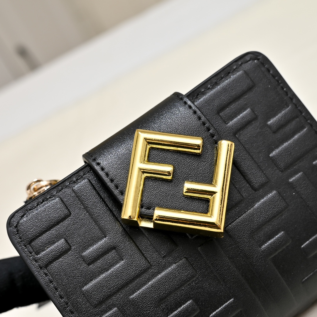 Fendi(フェンディ) FF Diamonds 財布 レディース 10X4X8cm