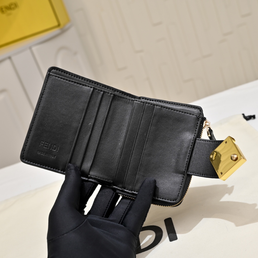 Fendi(フェンディ) FF Diamonds 財布 レディース 10X4X8cm