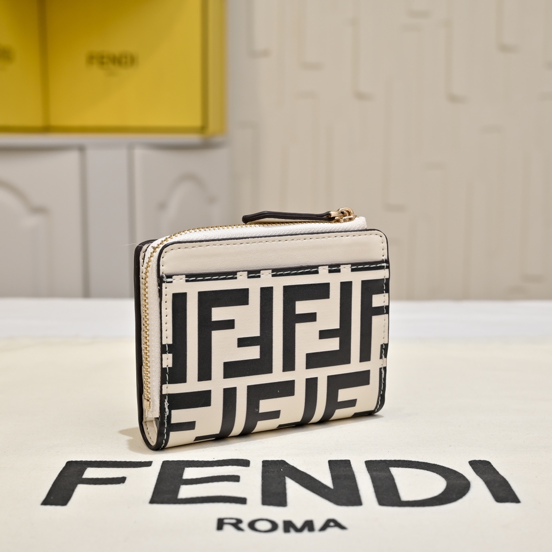 Fendi(フェンディ) FF Diamonds 財布 レディース 10X4X8cm