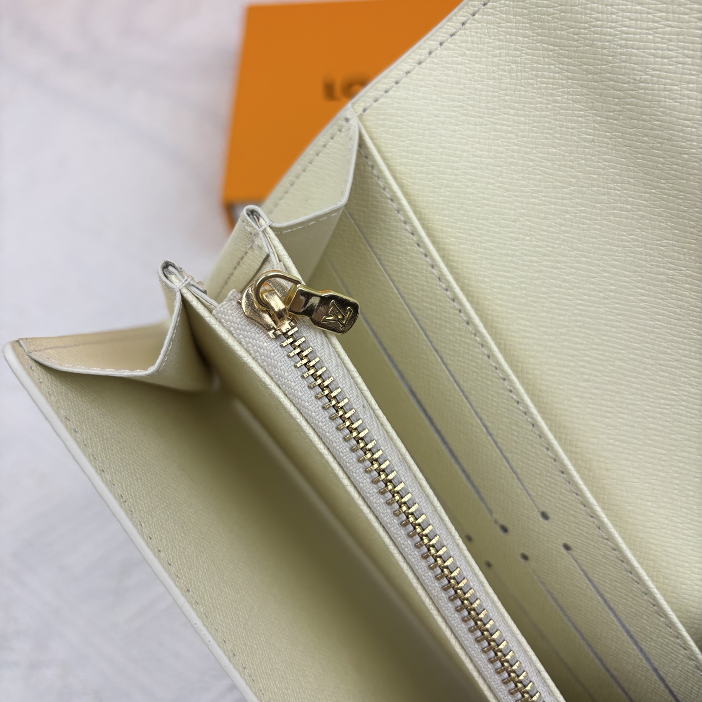 ルイ ヴィトン ( Louis Vuitton)  長 財布 10x19cm