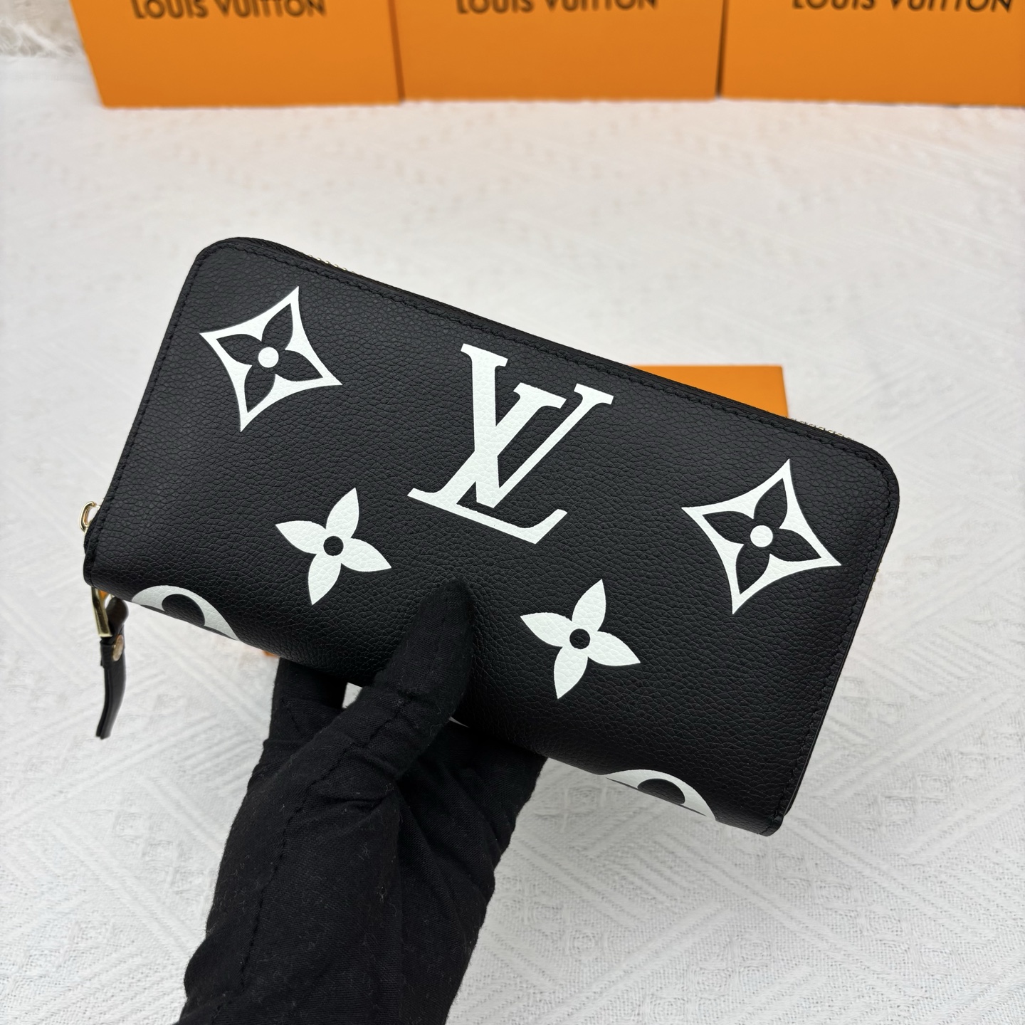 ルイ ヴィトン ( Louis Vuitton)  Crafty 長 財布 10x19.5cm