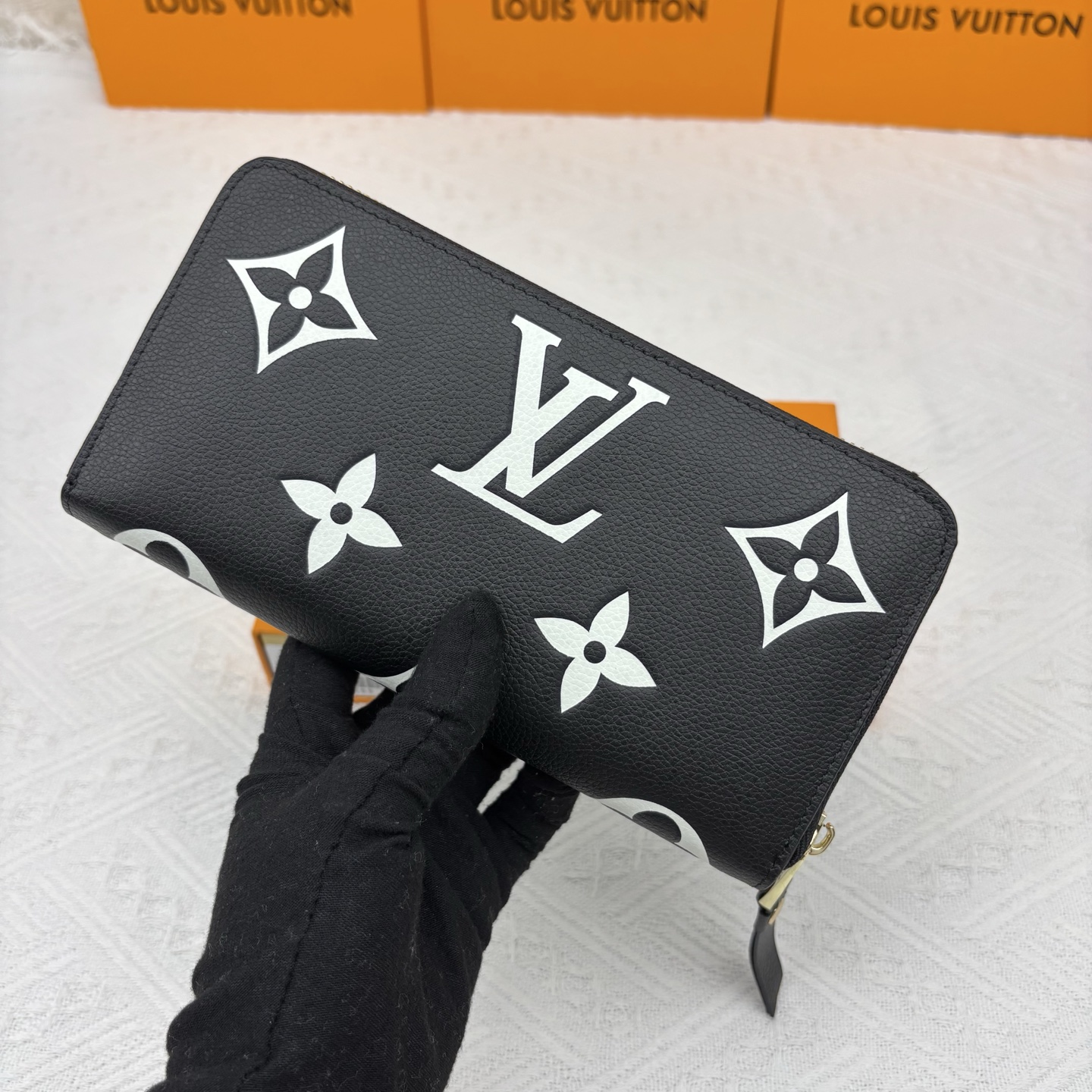ルイ ヴィトン ( Louis Vuitton)  Crafty 長 財布 10x19.5cm